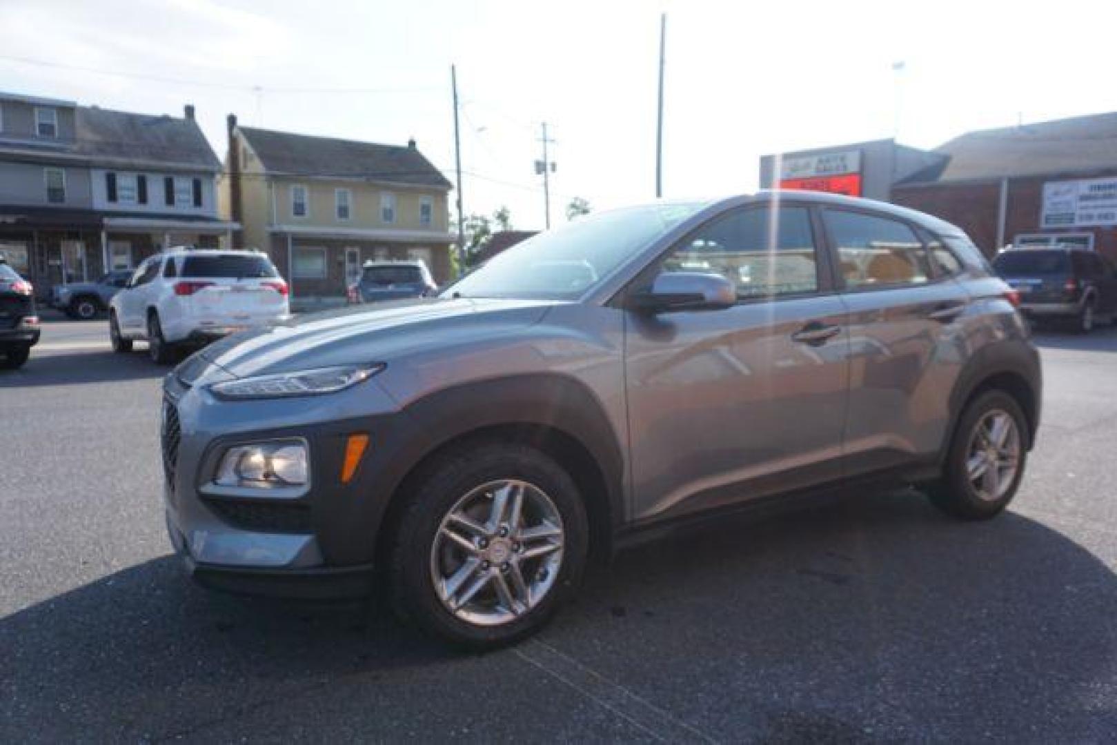 2019 Sonic Silver /Black, cloth Hyundai Kona SE (KM8K12AA2KU) with an 2.0L L4 DOHC 16V engine, 6-Speed Automatic transmission, located at 312 Centre Ave, Schuylkill Haven, PA, 17972, (570) 593-5278, 40.638130, -76.177383 - Universal Garage Door Opener - Photo#6