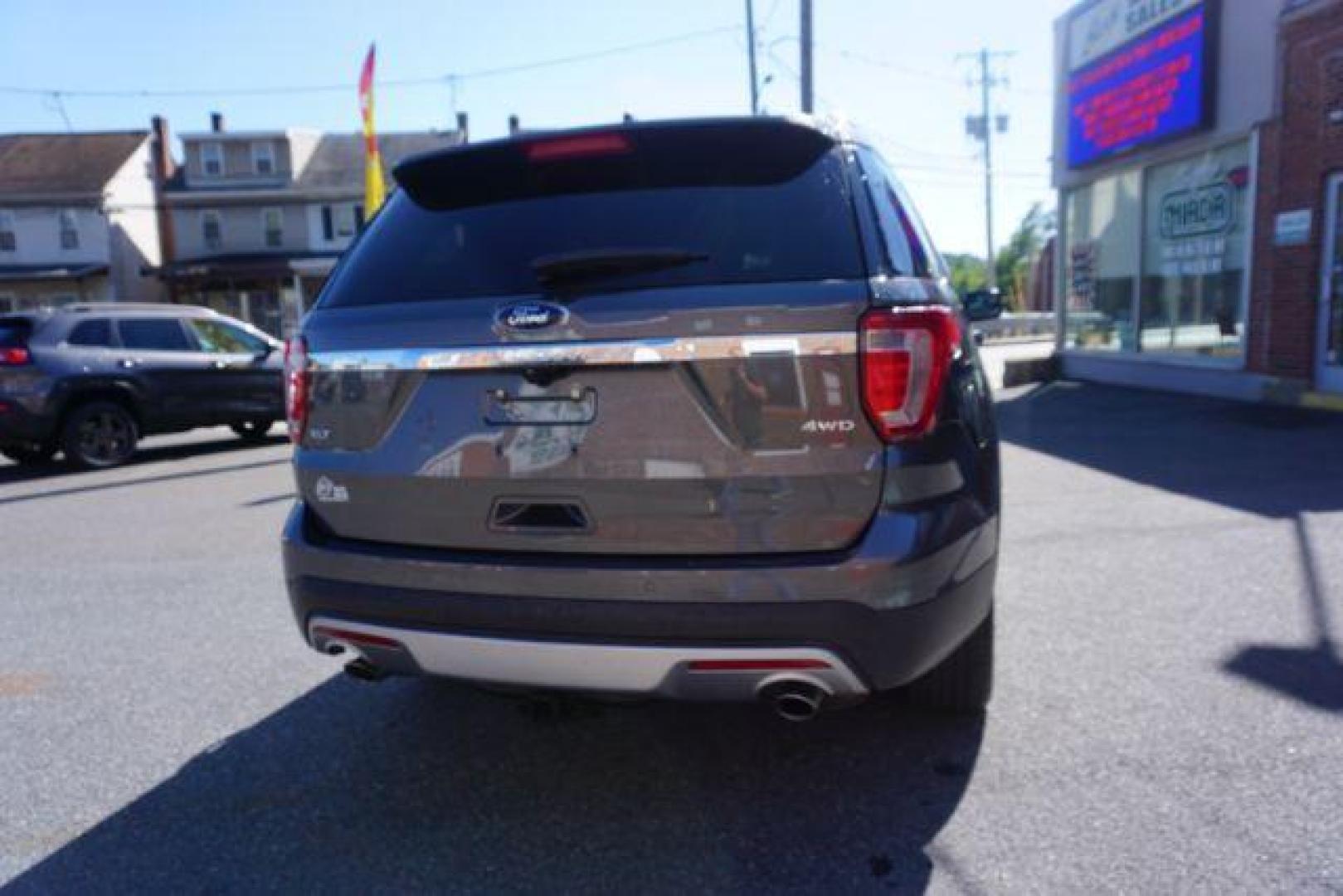 2017 Magnetic Metallic /Ebony Black, leather Ford Explorer XLT 4WD (1FM5K8D87HG) with an 3.5L V6 DOHC 24V engine, 6-Speed Automatic transmission, located at 312 Centre Ave, Schuylkill Haven, PA, 17972, (570) 593-5278, 40.638130, -76.177383 - bluetooth connection, luggage rack, navigation system, rear bucket seats, towing pkg - Photo#13