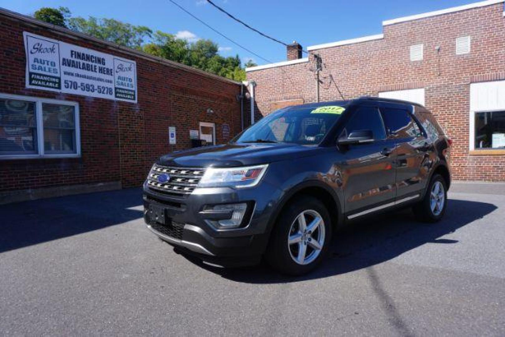 2017 Magnetic Metallic /Ebony Black, leather Ford Explorer XLT 4WD (1FM5K8D87HG) with an 3.5L V6 DOHC 24V engine, 6-Speed Automatic transmission, located at 312 Centre Ave, Schuylkill Haven, PA, 17972, (570) 593-5278, 40.638130, -76.177383 - bluetooth connection, luggage rack, navigation system, rear bucket seats, towing pkg - Photo#1