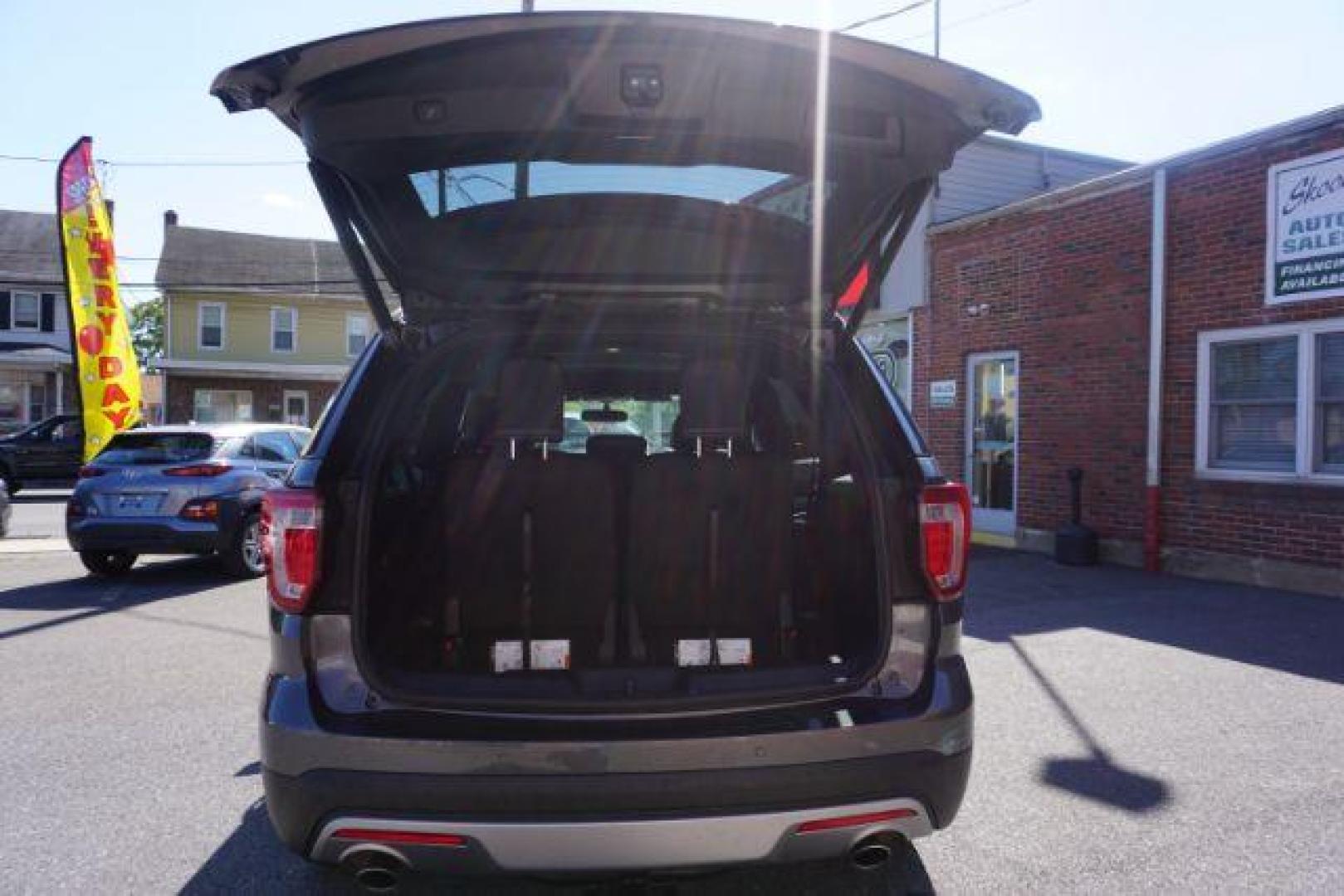 2017 Magnetic Metallic /Ebony Black, leather Ford Explorer XLT 4WD (1FM5K8D87HG) with an 3.5L V6 DOHC 24V engine, 6-Speed Automatic transmission, located at 312 Centre Ave, Schuylkill Haven, PA, 17972, (570) 593-5278, 40.638130, -76.177383 - bluetooth connection, luggage rack, navigation system, rear bucket seats, towing pkg - Photo#49