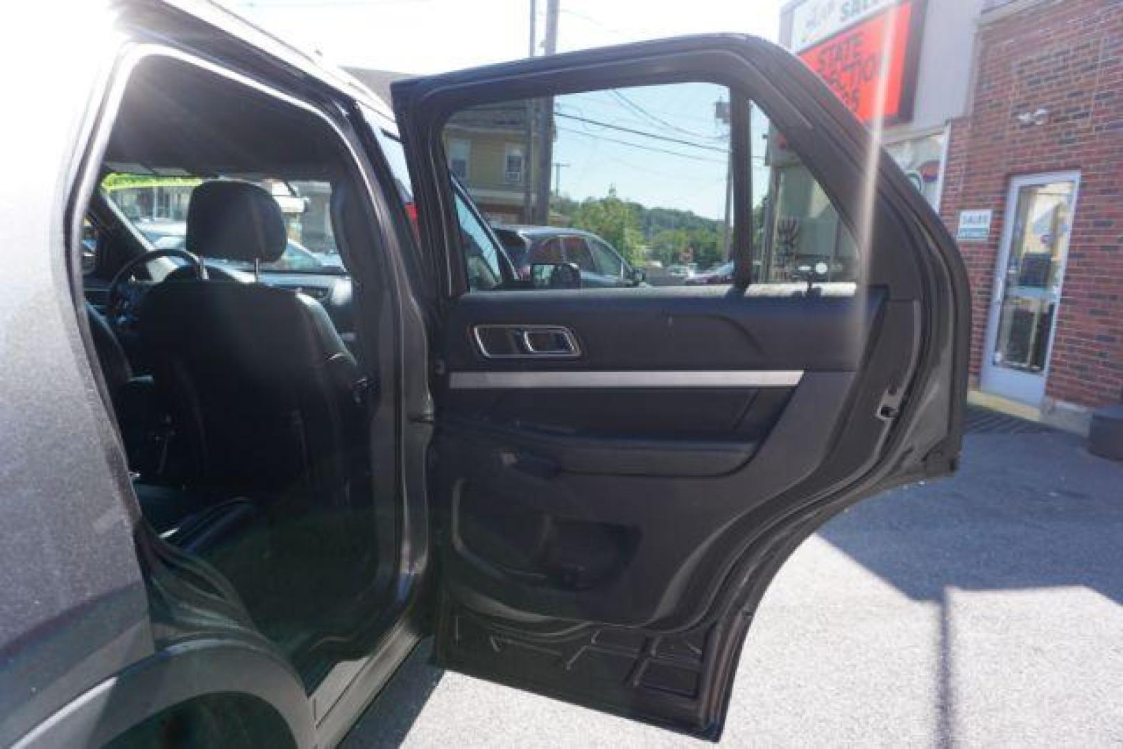 2017 Magnetic Metallic /Ebony Black, leather Ford Explorer XLT 4WD (1FM5K8D87HG) with an 3.5L V6 DOHC 24V engine, 6-Speed Automatic transmission, located at 312 Centre Ave, Schuylkill Haven, PA, 17972, (570) 593-5278, 40.638130, -76.177383 - bluetooth connection, luggage rack, navigation system, rear bucket seats, towing pkg - Photo#51