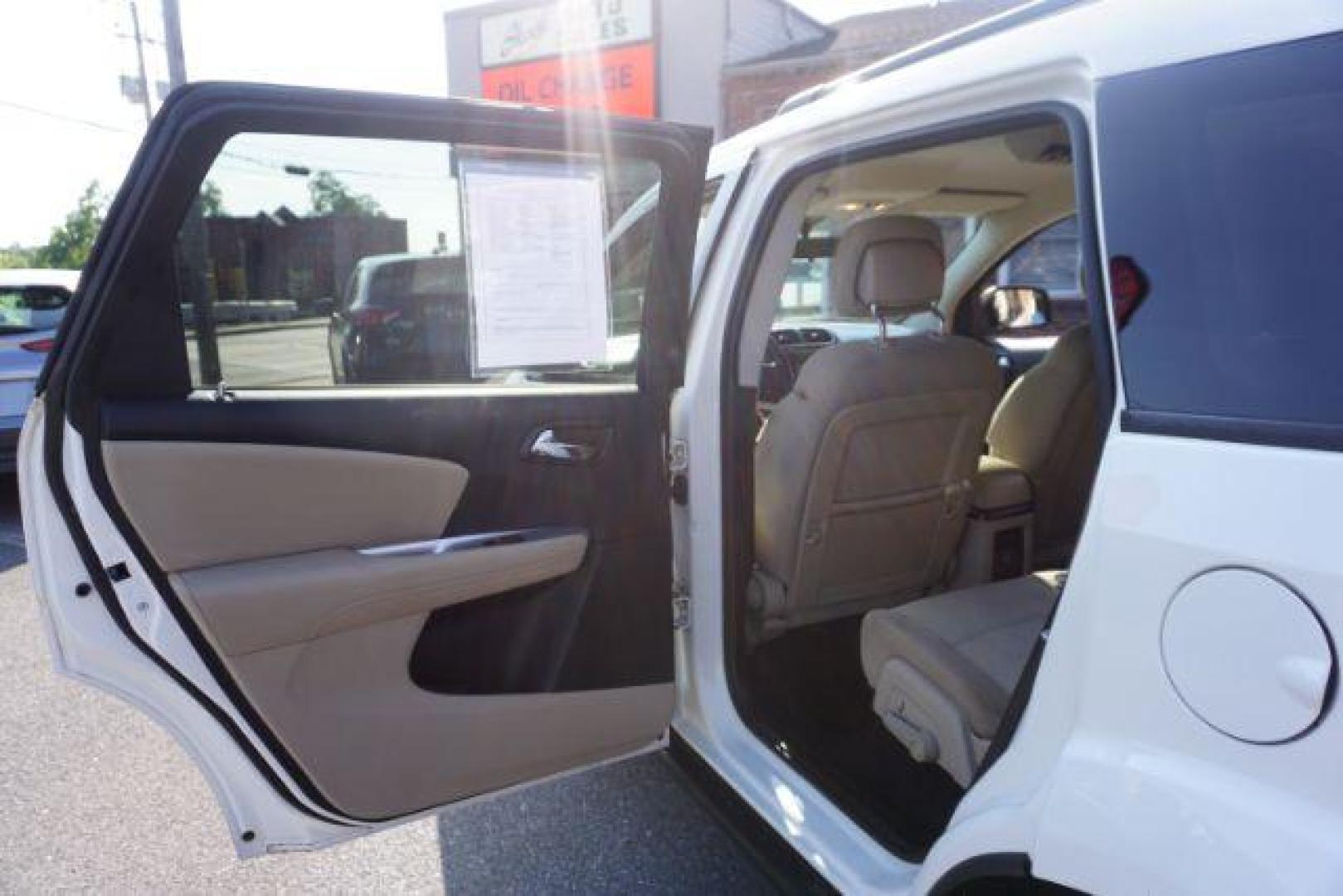 2016 Pearl White Tri-Coat /Black/Light Frost Beige, premium cloth Dodge Journey SXT AWD (3C4PDDBG5GT) with an 3.6L V6 DOHC 24V engine, 6-Speed Automatic transmission, located at 312 Centre Ave, Schuylkill Haven, PA, 17972, (570) 593-5278, 40.638130, -76.177383 - back up camera, power driver's seat, rear parking sensors - Photo#31