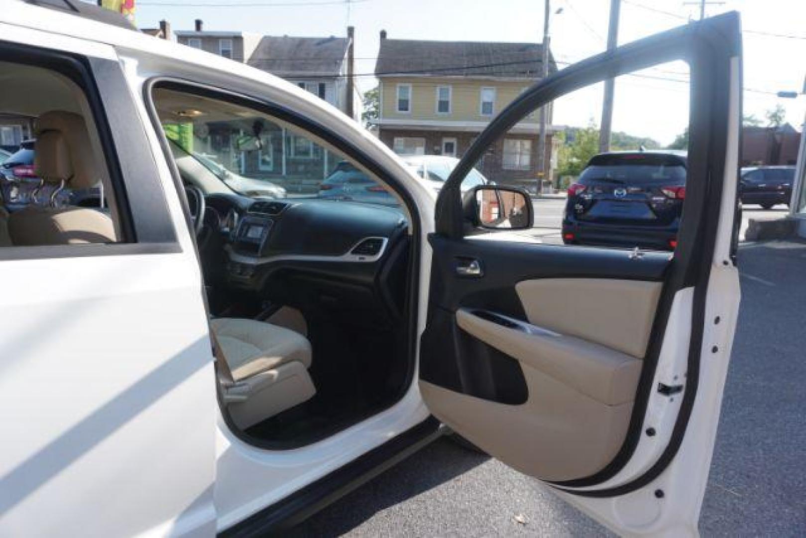 2016 Pearl White Tri-Coat /Black/Light Frost Beige, premium cloth Dodge Journey SXT AWD (3C4PDDBG5GT) with an 3.6L V6 DOHC 24V engine, 6-Speed Automatic transmission, located at 312 Centre Ave, Schuylkill Haven, PA, 17972, (570) 593-5278, 40.638130, -76.177383 - back up camera, power driver's seat, rear parking sensors - Photo#55