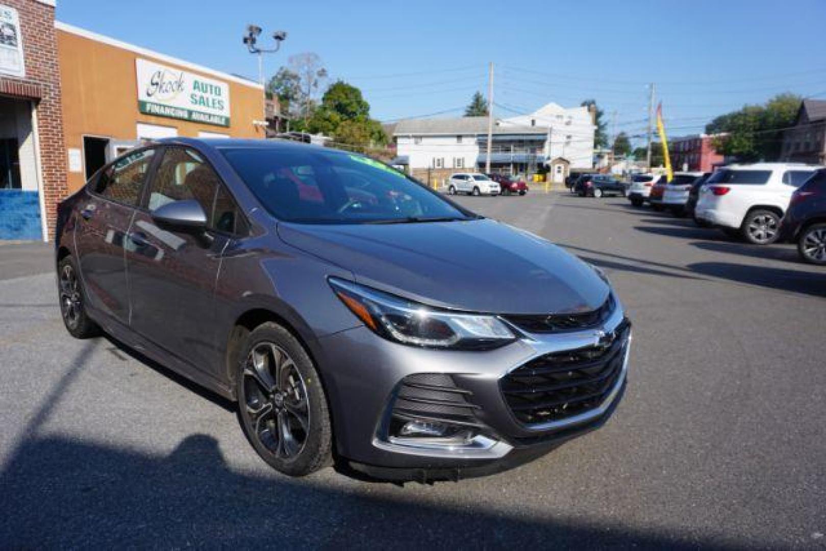 2019 Satin Steel Gray Metallic /Jet Black/Galvanized, cloth Chevrolet Cruze LT Auto (1G1BE5SM0K7) with an 1.4L L4 DOHC 16V TURBO engine, 6-Speed Automatic transmission, located at 312 Centre Ave, Schuylkill Haven, PA, 17972, (570) 593-5278, 40.638130, -76.177383 - fog lights, heated exterior mirrors, heated front seats, passive keyless entry, power drivers seat, RS Package, rear parking sensors - Photo#9