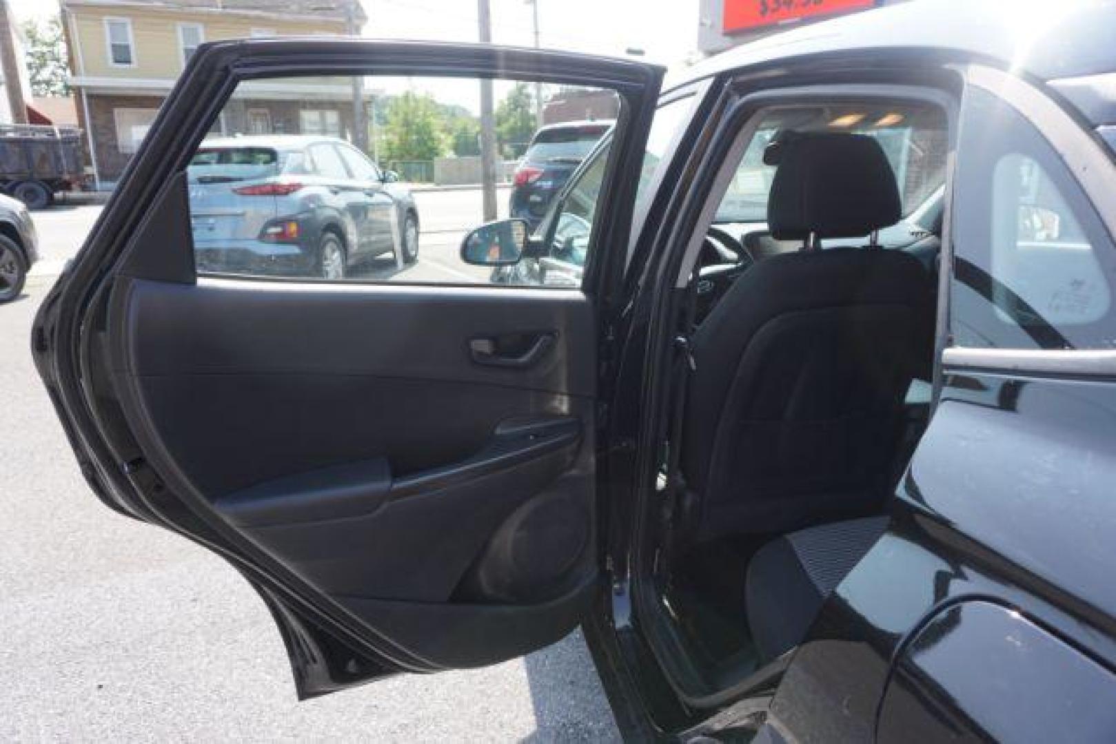 2021 black /black Hyundai Kona SE (KM8K12AA8MU) with an 2.0L L4 DOHC 16V engine, 6-Speed Automatic transmission, located at 312 Centre Ave, Schuylkill Haven, PA, 17972, (570) 593-5278, 40.638130, -76.177383 - Photo#29