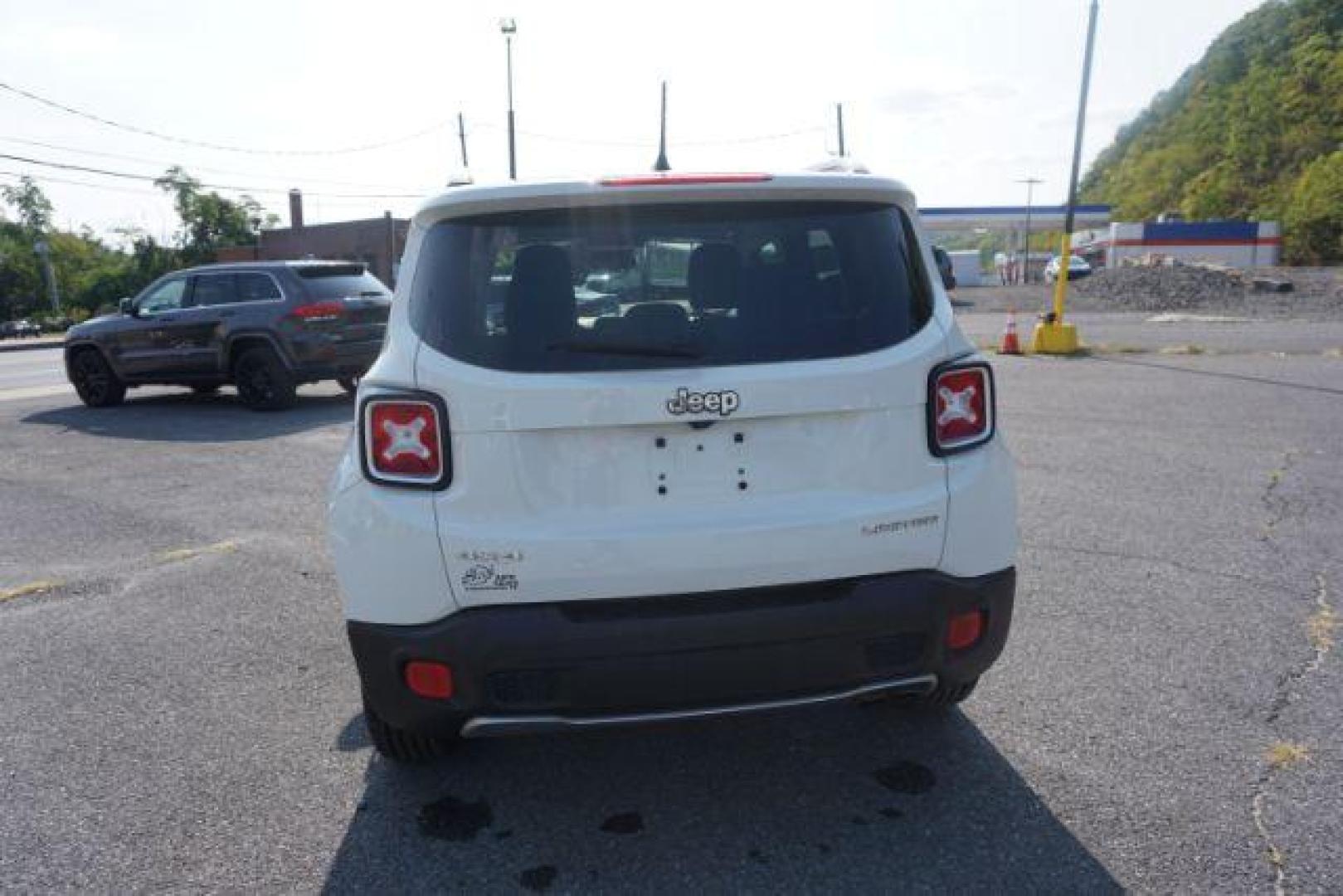 2017 Alpine White /Black, leather Jeep Renegade Limited 4WD (ZACCJBDB1HP) with an 2.4L L4 DOHC 16V engine, 9-Speed Automatic transmission, located at 312 Centre Ave, Schuylkill Haven, PA, 17972, (570) 593-5278, 40.638130, -76.177383 - Photo#13