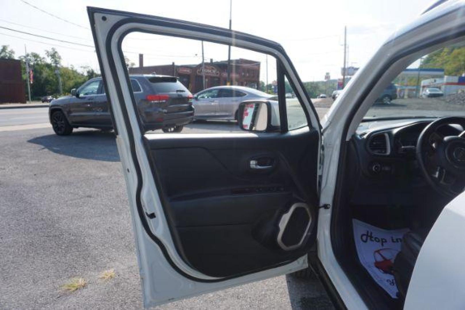 2017 Alpine White /Black, leather Jeep Renegade Limited 4WD (ZACCJBDB1HP) with an 2.4L L4 DOHC 16V engine, 9-Speed Automatic transmission, located at 312 Centre Ave, Schuylkill Haven, PA, 17972, (570) 593-5278, 40.638130, -76.177383 - Photo#18