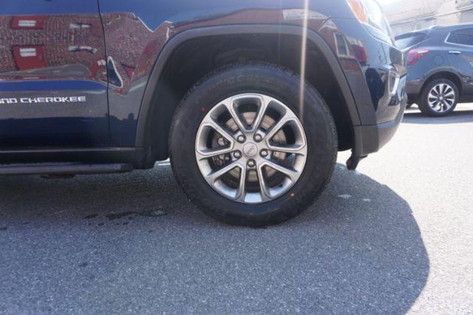 2015 True Blue Pearlcoat /Light Frost Beige/Black Jeep Grand Cherokee Limited 4WD (1C4RJFBG9FC) with an 3.6L V6 DOHC 24V engine, 8-Speed Automatic transmission, located at 312 Centre Ave, Schuylkill Haven, PA, 17972, (570) 593-5278, 40.638130, -76.177383 - adaptive cruise control, adv tech pkg, back up camera, blind spot monitor, collision avoidance system, heated front seats, lane departure warning, leather seats, navigation system, power liftgate, power sunroof, rear parking sensors, universal garage door opener - Photo#8