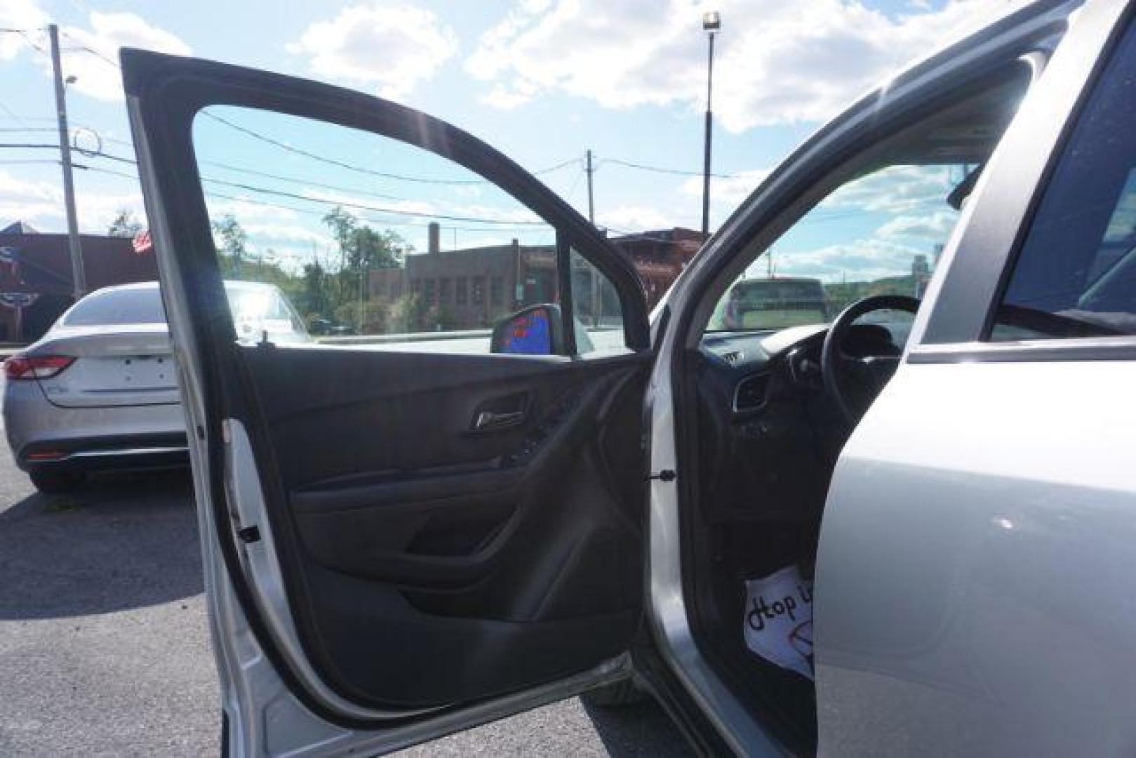 2021 silver /black leather Chevrolet Trax LT AWD (KL7CJPSB9MB) with an 1.4L L4 DOHC 16V engine, 6-Speed Automatic transmission, located at 312 Centre Ave, Schuylkill Haven, PA, 17972, (570) 593-5278, 40.638130, -76.177383 - luggage rack - Photo#19