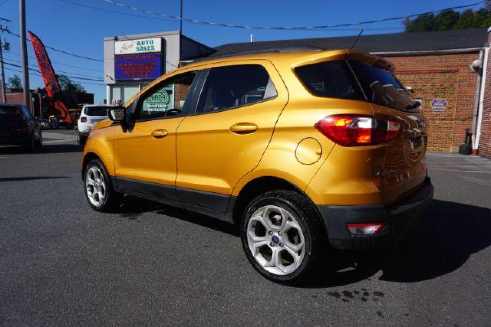 2021 yellow gold /black cloth Ford EcoSport SE AWD (MAJ6S3GL3MC) with an 2.0L L4 DOHC 16V engine, 6-Speed Automatic transmission, located at 312 Centre Ave, Schuylkill Haven, PA, 17972, (570) 593-5278, 40.638130, -76.177383 - LUGGAGE RACK, REMOTE ENGINE STARTER - Photo#14