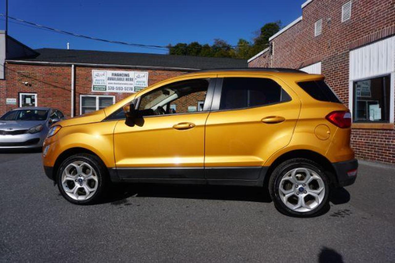 2021 yellow gold /black cloth Ford EcoSport SE AWD (MAJ6S3GL3MC) with an 2.0L L4 DOHC 16V engine, 6-Speed Automatic transmission, located at 312 Centre Ave, Schuylkill Haven, PA, 17972, (570) 593-5278, 40.638130, -76.177383 - LUGGAGE RACK, REMOTE ENGINE STARTER - Photo#17