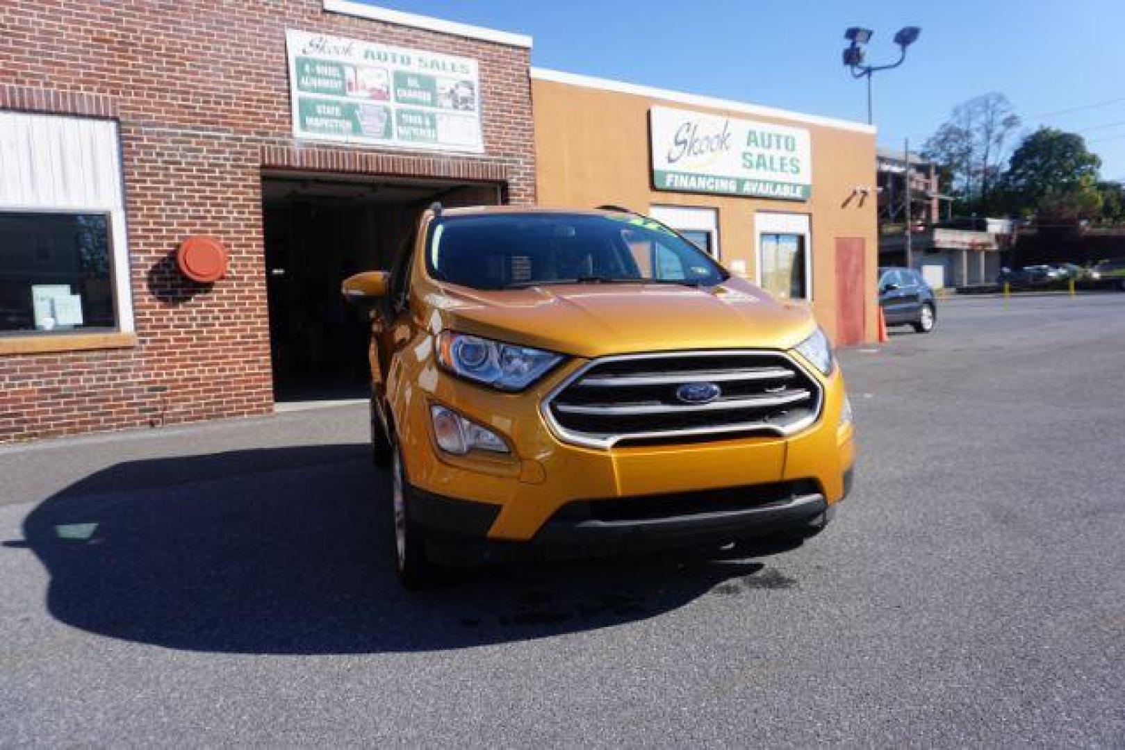 2021 yellow gold /black cloth Ford EcoSport SE AWD (MAJ6S3GL3MC) with an 2.0L L4 DOHC 16V engine, 6-Speed Automatic transmission, located at 312 Centre Ave, Schuylkill Haven, PA, 17972, (570) 593-5278, 40.638130, -76.177383 - LUGGAGE RACK, REMOTE ENGINE STARTER - Photo#3