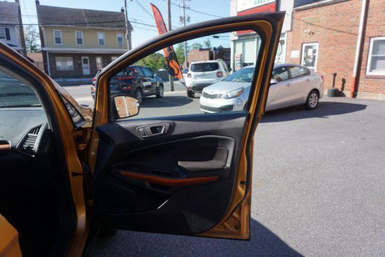 2021 yellow gold /black cloth Ford EcoSport SE AWD (MAJ6S3GL3MC) with an 2.0L L4 DOHC 16V engine, 6-Speed Automatic transmission, located at 312 Centre Ave, Schuylkill Haven, PA, 17972, (570) 593-5278, 40.638130, -76.177383 - LUGGAGE RACK, REMOTE ENGINE STARTER - Photo#52