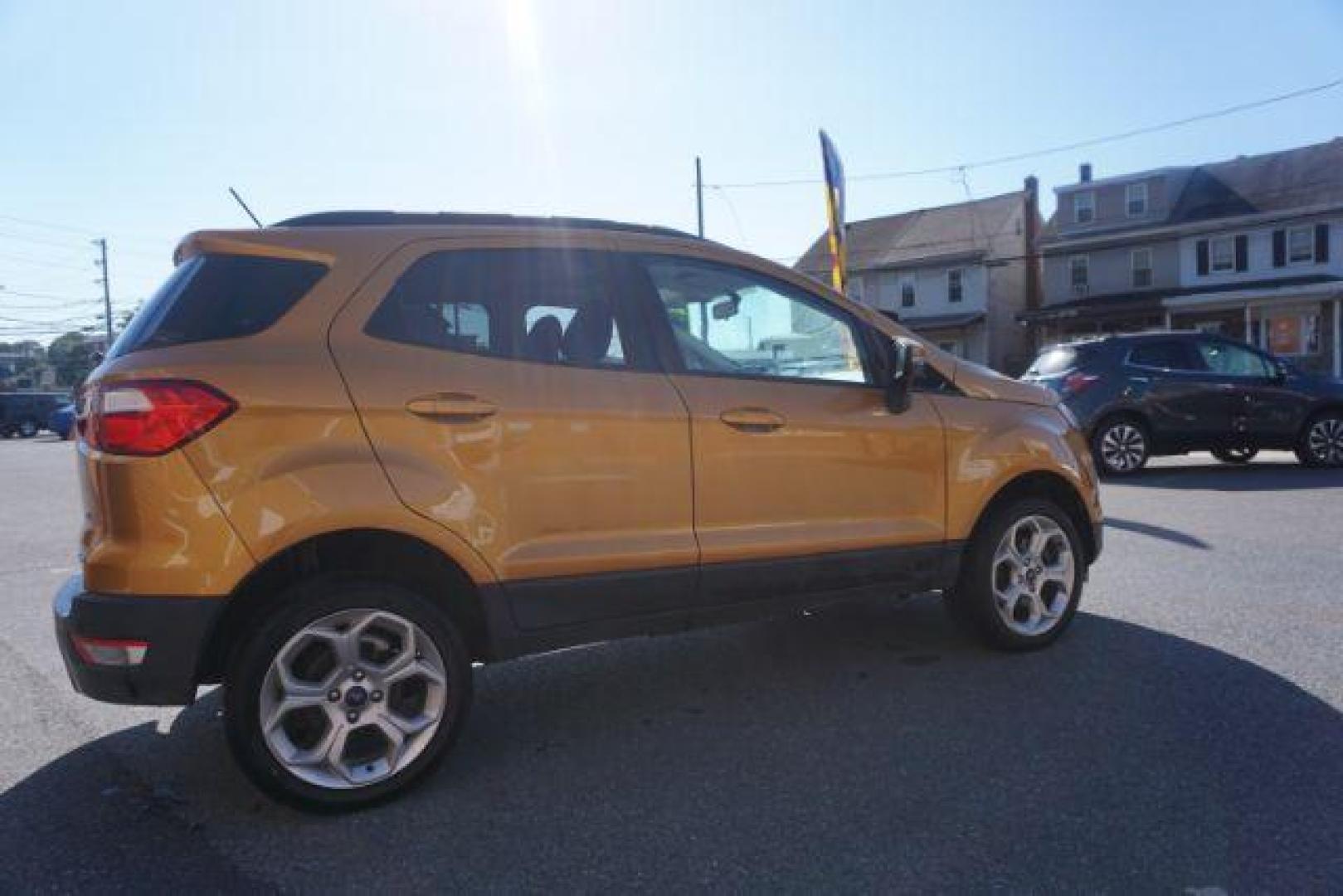 2021 yellow gold /black cloth Ford EcoSport SE AWD (MAJ6S3GL3MC) with an 2.0L L4 DOHC 16V engine, 6-Speed Automatic transmission, located at 312 Centre Ave, Schuylkill Haven, PA, 17972, (570) 593-5278, 40.638130, -76.177383 - LUGGAGE RACK, REMOTE ENGINE STARTER - Photo#8