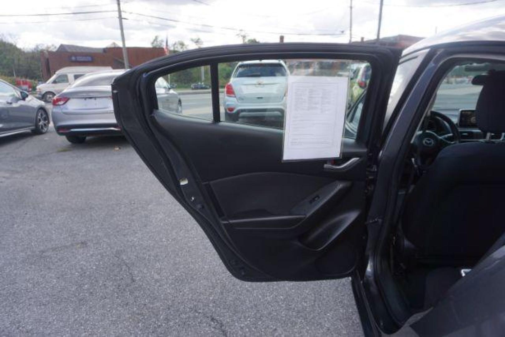 2016 Meteor Gray Mica /Black, premium cloth Mazda MAZDA3 i Sport AT 4-Door (JM1BM1T71G1) with an 2.0L L4 DOHC 16V engine, 6-Speed Automatic transmission, located at 312 Centre Ave, Schuylkill Haven, PA, 17972, (570) 593-5278, 40.638130, -76.177383 - Photo#31