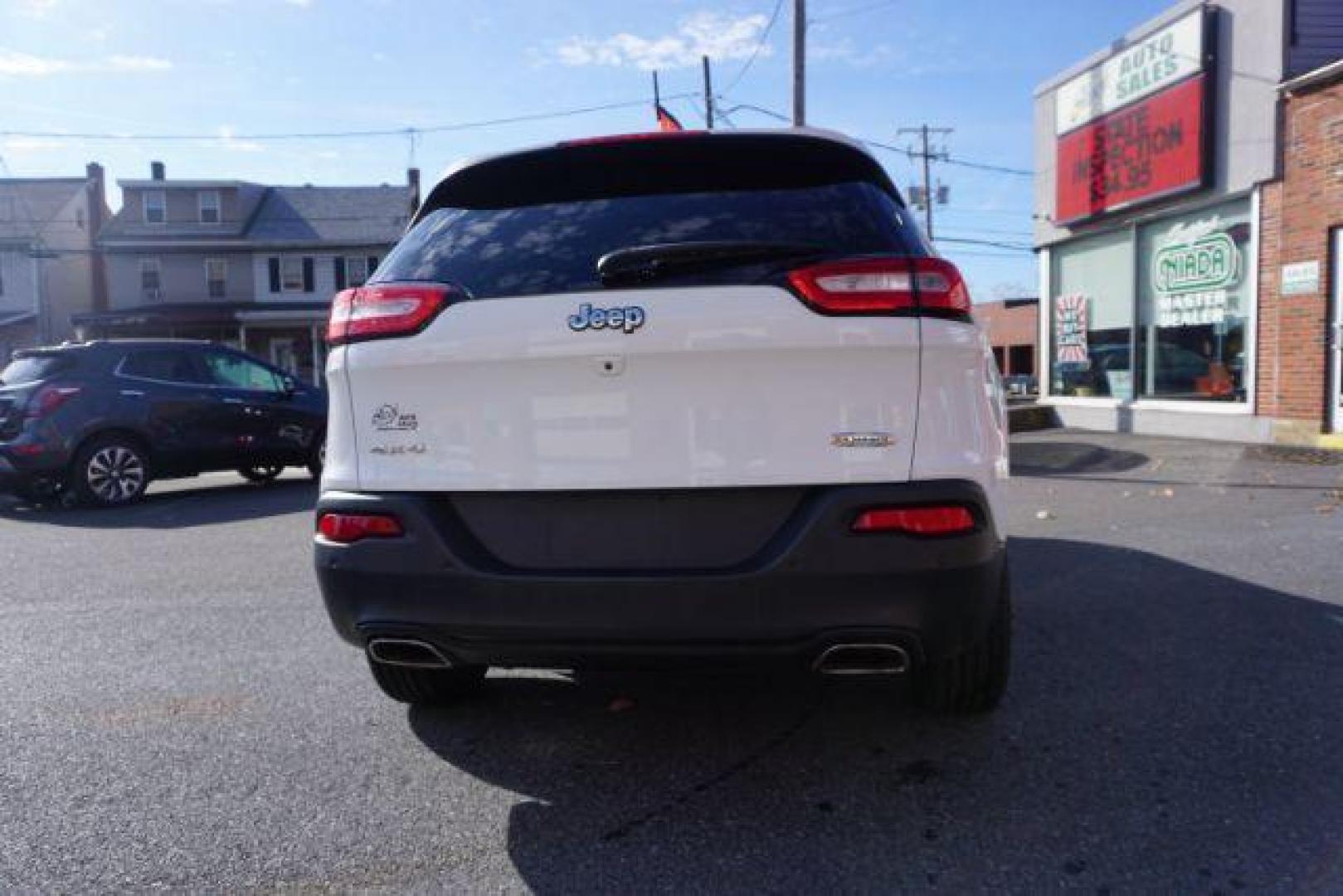 2016 Bright White Clear Coat /Black, premium cloth Jeep Cherokee Latitude 4WD (1C4PJMCS9GW) with an 3.2L V6 DOHC 24V engine, 9-Speed Automatic transmission, located at 312 Centre Ave, Schuylkill Haven, PA, 17972, (570) 593-5278, 40.638130, -76.177383 - navigation, passive keyless entry, power drivers seat - Photo#12