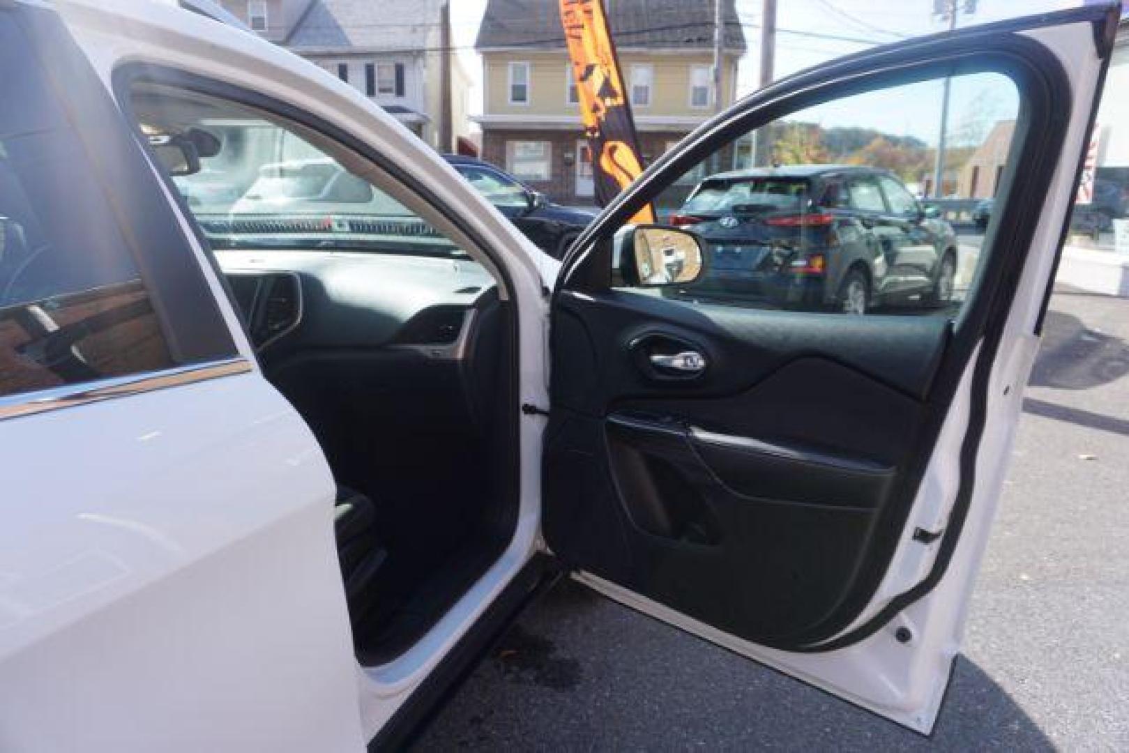 2016 Bright White Clear Coat /Black, premium cloth Jeep Cherokee Latitude 4WD (1C4PJMCS9GW) with an 3.2L V6 DOHC 24V engine, 9-Speed Automatic transmission, located at 312 Centre Ave, Schuylkill Haven, PA, 17972, (570) 593-5278, 40.638130, -76.177383 - navigation, passive keyless entry, power drivers seat - Photo#51