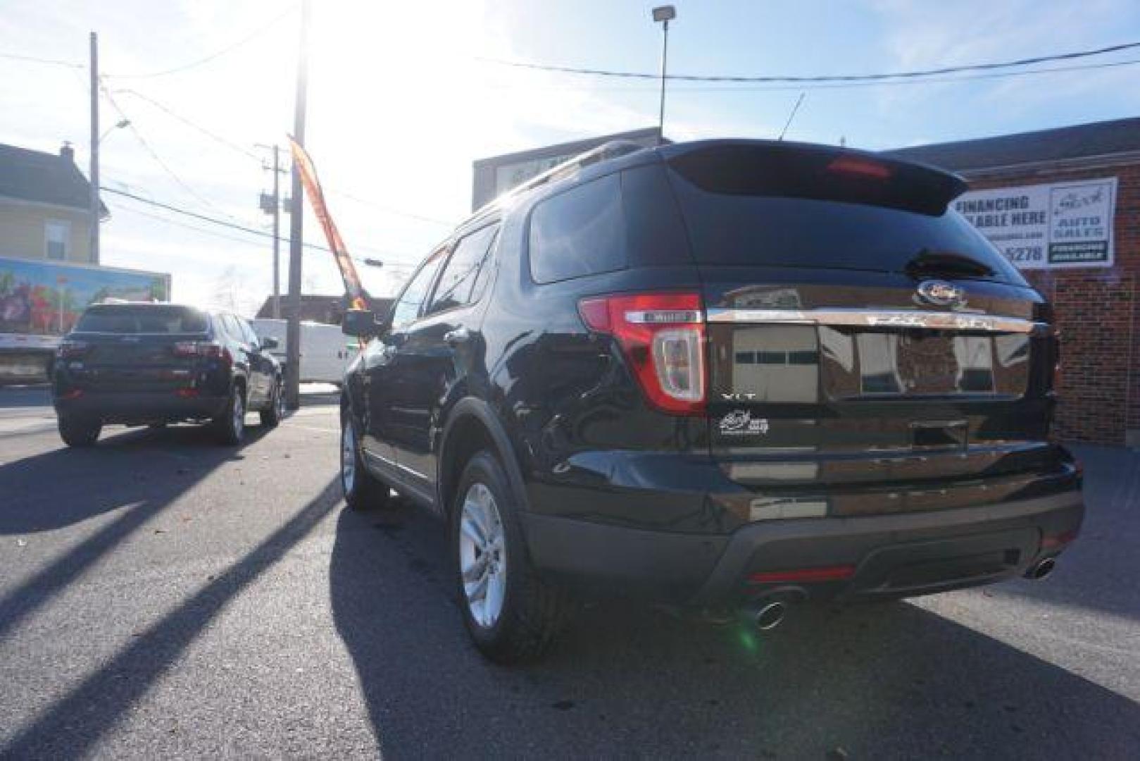 2014 Sterling Gray Metallic /Charcoal Black Ford Explorer XLT 4WD (1FM5K8D88EG) with an 3.5L V6 DOHC 24V engine, 6-Speed Automatic transmission, located at 312 Centre Ave, Schuylkill Haven, PA, 17972, (570) 593-5278, 40.638130, -76.177383 - blind spot monitor, navigation, power liftgate - Photo#14