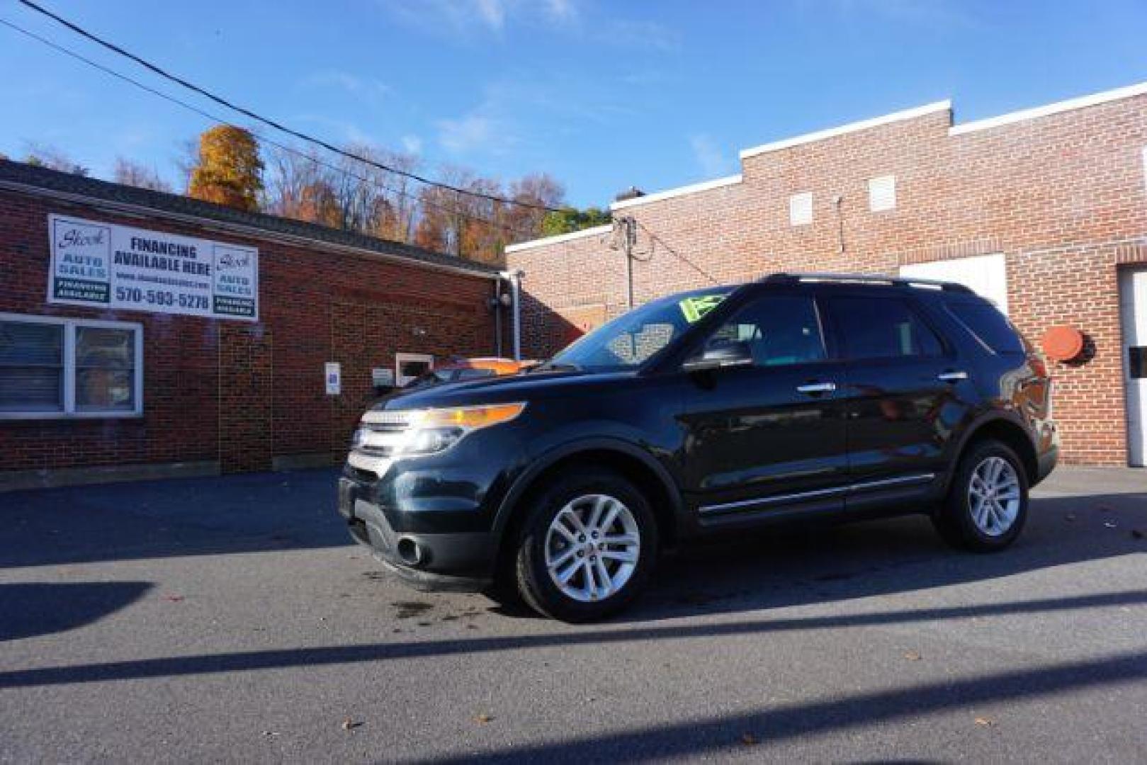 2014 Sterling Gray Metallic /Charcoal Black Ford Explorer XLT 4WD (1FM5K8D88EG) with an 3.5L V6 DOHC 24V engine, 6-Speed Automatic transmission, located at 312 Centre Ave, Schuylkill Haven, PA, 17972, (570) 593-5278, 40.638130, -76.177383 - blind spot monitor, navigation, power liftgate - Photo#1