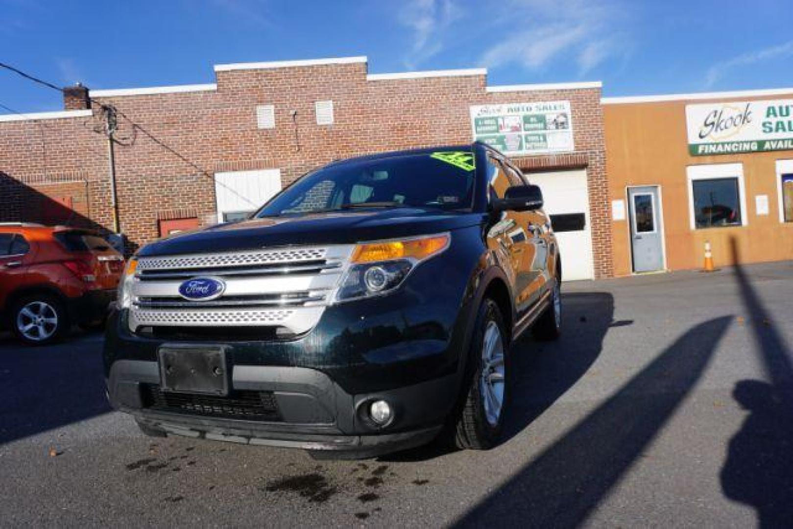 2014 Sterling Gray Metallic /Charcoal Black Ford Explorer XLT 4WD (1FM5K8D88EG) with an 3.5L V6 DOHC 24V engine, 6-Speed Automatic transmission, located at 312 Centre Ave, Schuylkill Haven, PA, 17972, (570) 593-5278, 40.638130, -76.177383 - blind spot monitor, navigation, power liftgate - Photo#3