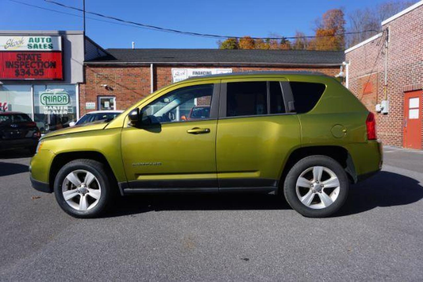 2012 Green lime Jeep Compass Latitude 4WD (1C4NJDEB9CD) with an 2.4L L4 DOHC 16V engine, Continuously Variable Transmission transmission, located at 312 Centre Ave, Schuylkill Haven, PA, 17972, (570) 593-5278, 40.638130, -76.177383 - Photo#18