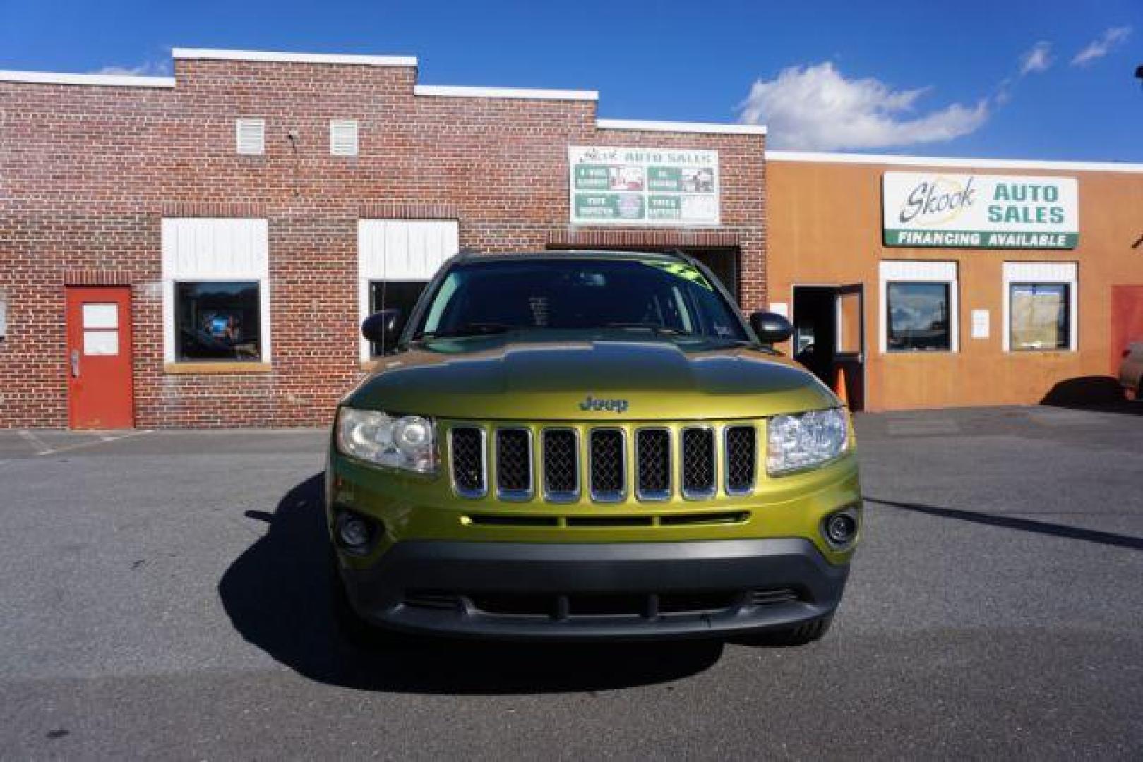 2012 Green lime Jeep Compass Latitude 4WD (1C4NJDEB9CD) with an 2.4L L4 DOHC 16V engine, Continuously Variable Transmission transmission, located at 312 Centre Ave, Schuylkill Haven, PA, 17972, (570) 593-5278, 40.638130, -76.177383 - Photo#4