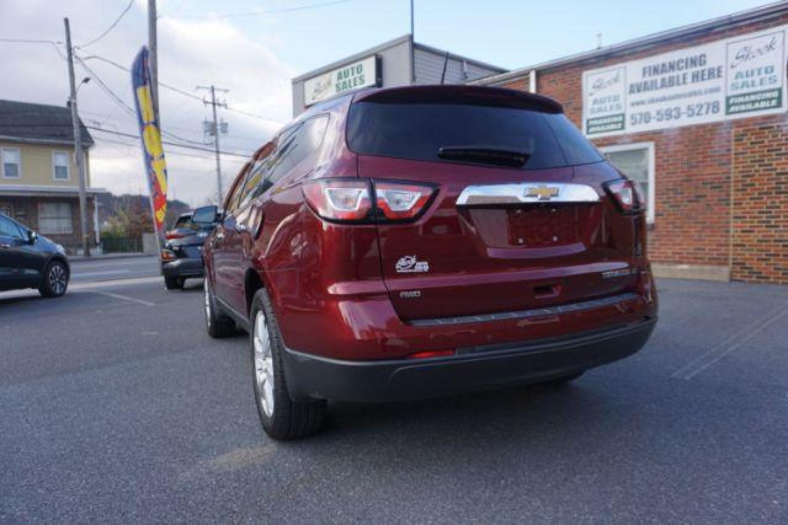 2016 maroon /Ebony / Saddle Up, premium cloth Chevrolet Traverse 1LT AWD (1GNKVGKD4GJ) with an 3.6L V6 DOHC 24V engine, 6-Speed Automatic transmission, located at 312 Centre Ave, Schuylkill Haven, PA, 17972, (570) 593-5278, 40.638130, -76.177383 - automatic climate control, heated front seats, luggage rack, power driver's seat, power sunroof, rear parking sensors, towing pkg. - Photo#11