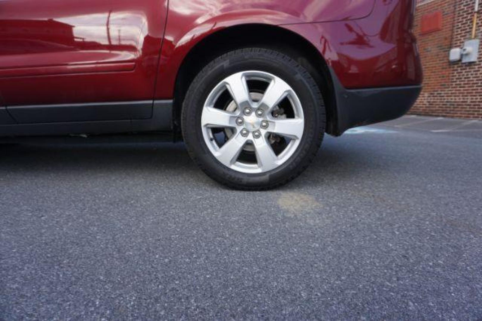 2016 maroon /Ebony / Saddle Up, premium cloth Chevrolet Traverse 1LT AWD (1GNKVGKD4GJ) with an 3.6L V6 DOHC 24V engine, 6-Speed Automatic transmission, located at 312 Centre Ave, Schuylkill Haven, PA, 17972, (570) 593-5278, 40.638130, -76.177383 - automatic climate control, heated front seats, luggage rack, power driver's seat, power sunroof, rear parking sensors, towing pkg. - Photo#13