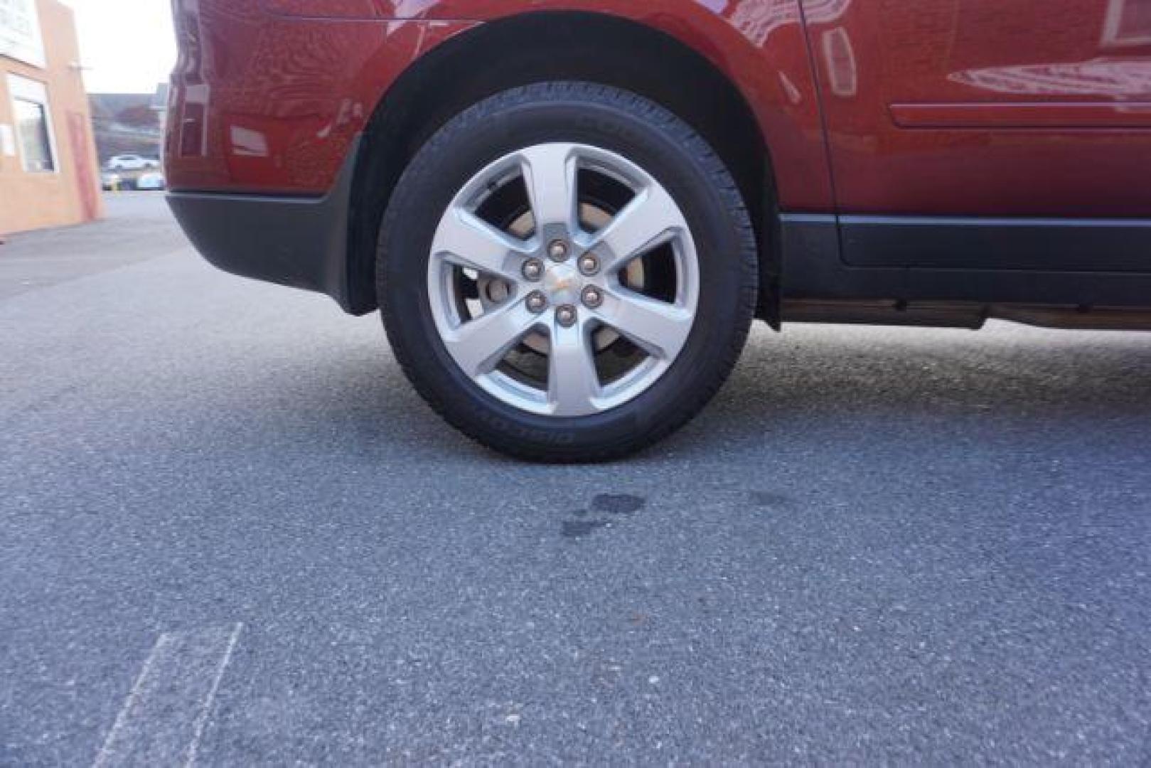 2016 maroon /Ebony / Saddle Up, premium cloth Chevrolet Traverse 1LT AWD (1GNKVGKD4GJ) with an 3.6L V6 DOHC 24V engine, 6-Speed Automatic transmission, located at 312 Centre Ave, Schuylkill Haven, PA, 17972, (570) 593-5278, 40.638130, -76.177383 - automatic climate control, heated front seats, luggage rack, power driver's seat, power sunroof, rear parking sensors, towing pkg. - Photo#6