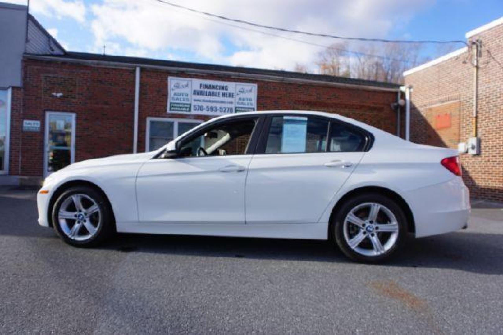 2015 Alpine White BMW 3-Series 320i xDrive (WBA3C3G53FN) with an 2.0L L4 DOHC 16V engine, 8-Speed Automatic transmission, located at 312 Centre Ave, Schuylkill Haven, PA, 17972, (570) 593-5278, 40.638130, -76.177383 - back up camera, HID headlamps, navigation, rear parking sensors - Photo#20