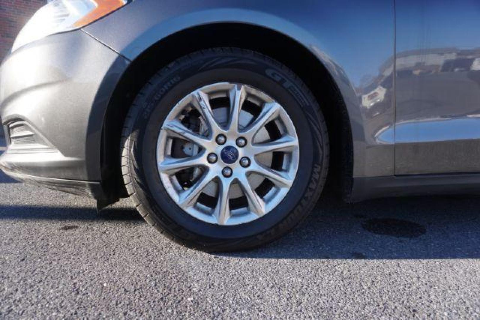 2015 Magnetic /Earth Gray Ford Fusion S (3FA6P0G73FR) with an 2.5L L4 DOHC 16V engine, 6-Speed Automatic transmission, located at 312 Centre Ave, Schuylkill Haven, PA, 17972, (570) 593-5278, 40.638130, -76.177383 - Photo#16