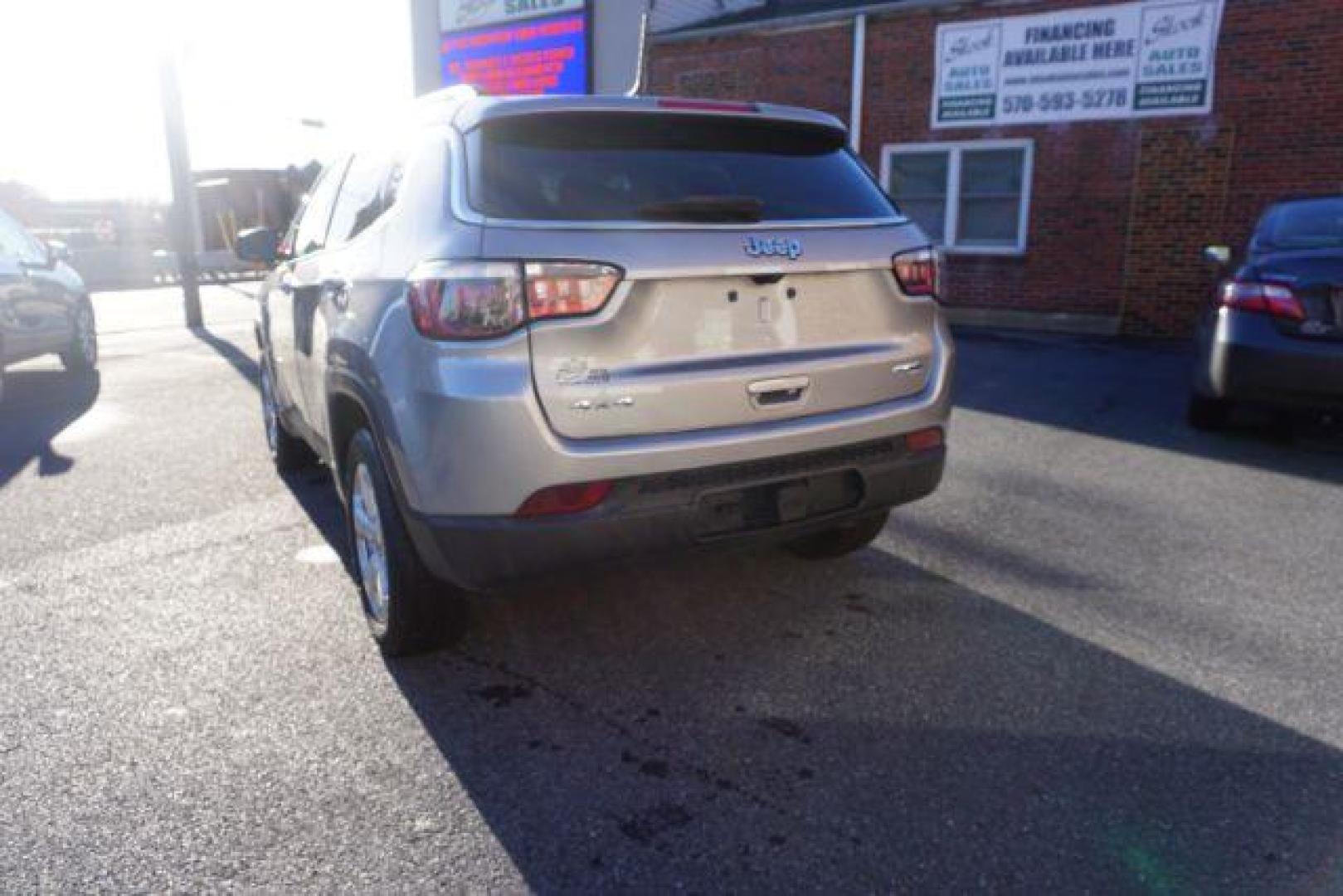 2018 Billet Silver Metallic Clear Coat/Black Clear Coat /leather Jeep Compass Latitude 4WD (3C4NJDBB8JT) with an 2.4L L4 DOHC 16V engine, located at 312 Centre Ave, Schuylkill Haven, PA, 17972, (570) 593-5278, 40.638130, -76.177383 - COLLISION AVOIDANCE SYSTEM, HID HEADLAMPS, LANE DEPARTURE WARNING, LUGGAGE RACK, POWER LIFTGATE, TOWING PKG - Photo#16