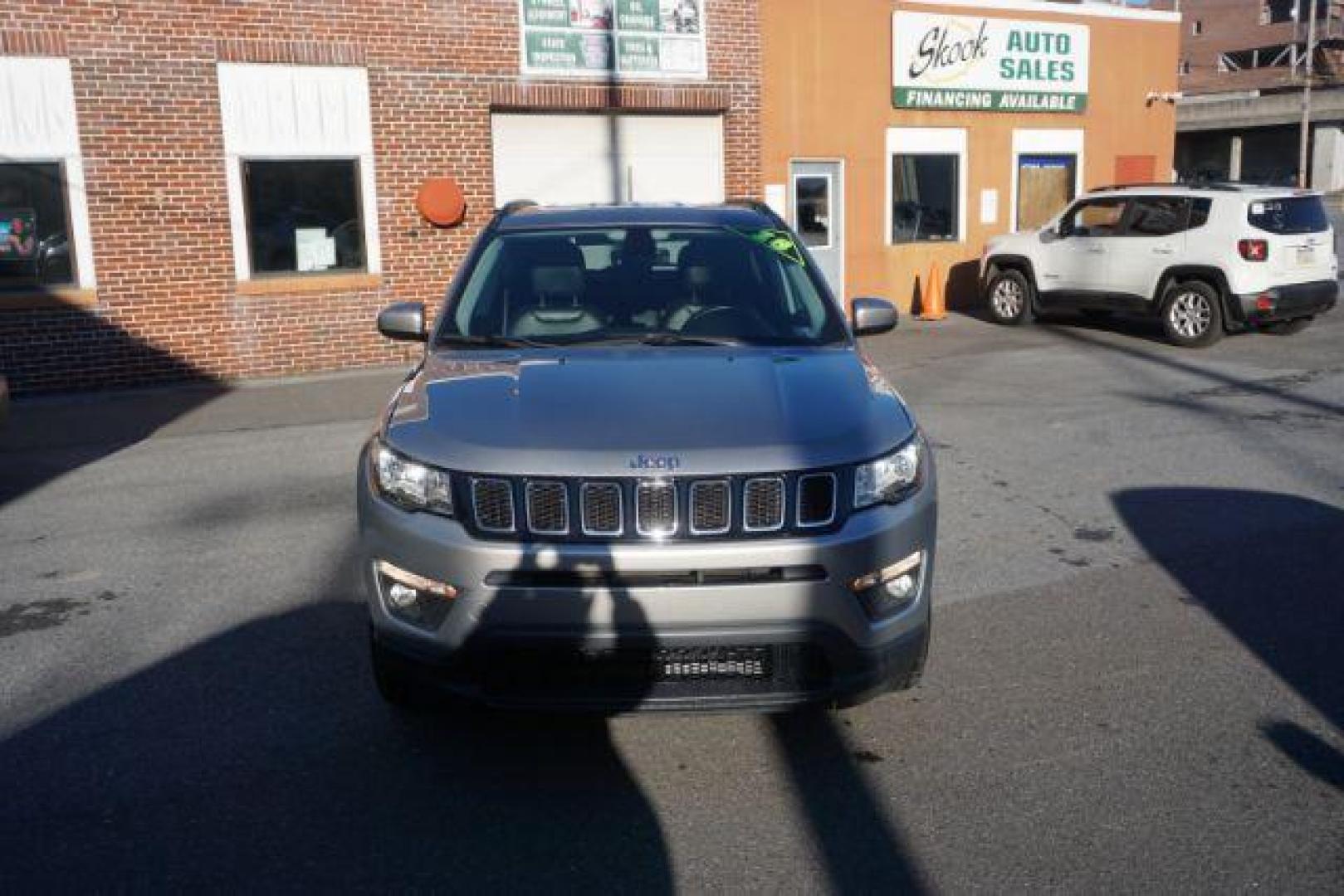 2018 Billet Silver Metallic Clear Coat/Black Clear Coat /leather Jeep Compass Latitude 4WD (3C4NJDBB8JT) with an 2.4L L4 DOHC 16V engine, located at 312 Centre Ave, Schuylkill Haven, PA, 17972, (570) 593-5278, 40.638130, -76.177383 - COLLISION AVOIDANCE SYSTEM, HID HEADLAMPS, LANE DEPARTURE WARNING, LUGGAGE RACK, POWER LIFTGATE, TOWING PKG - Photo#6