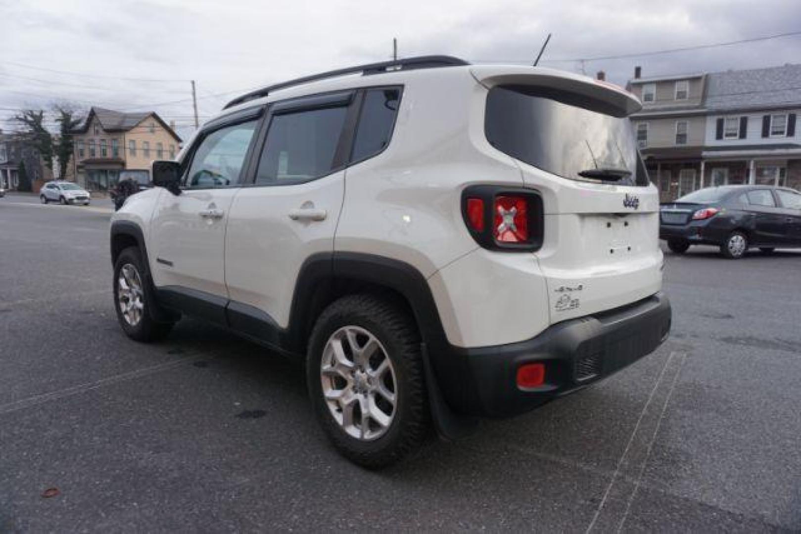 2016 Alpine White /Black, cloth Jeep Renegade Latitude 4WD (ZACCJBBT9GP) with an 2.4L L4 DOHC 16V engine, 6-Speed Manual transmission, located at 312 Centre Ave, Schuylkill Haven, PA, 17972, (570) 593-5278, 40.638130, -76.177383 - bluetooth connection, luggage rack, passive keyless entry, remote engine starter, - Photo#13