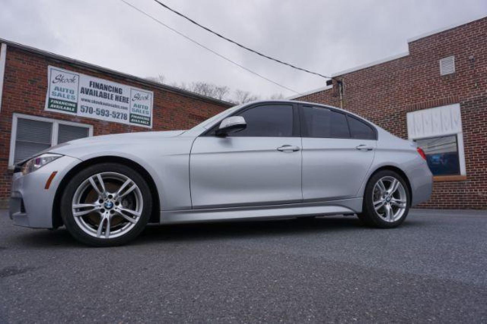 2014 Glacier Silver Metallic /black BMW M-Sport 328i Sedan (WBA3A5C54EP) with an 2.0L L4 DOHC 16V engine, 8-Speed Automatic transmission, located at 312 Centre Ave, Schuylkill Haven, PA, 17972, (570) 593-5278, 40.638130, -76.177383 - 3 Series Sport Pkg, Adaptive cruise control, back up camera, blind spot monitor, collision avoidance system, HID headlamps, navigation system, rear parking sensors - Photo#20