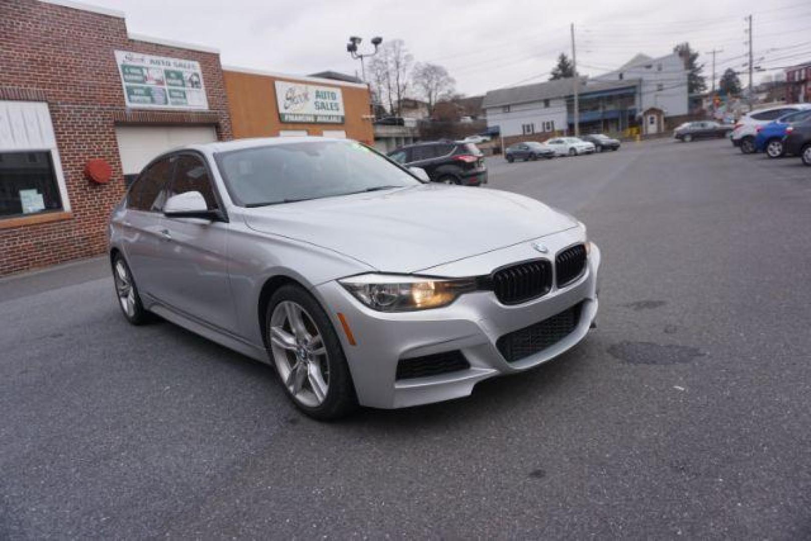 2014 Glacier Silver Metallic /black BMW M-Sport 328i Sedan (WBA3A5C54EP) with an 2.0L L4 DOHC 16V engine, 8-Speed Automatic transmission, located at 312 Centre Ave, Schuylkill Haven, PA, 17972, (570) 593-5278, 40.638130, -76.177383 - 3 Series Sport Pkg, Adaptive cruise control, back up camera, blind spot monitor, collision avoidance system, HID headlamps, navigation system, rear parking sensors - Photo#7