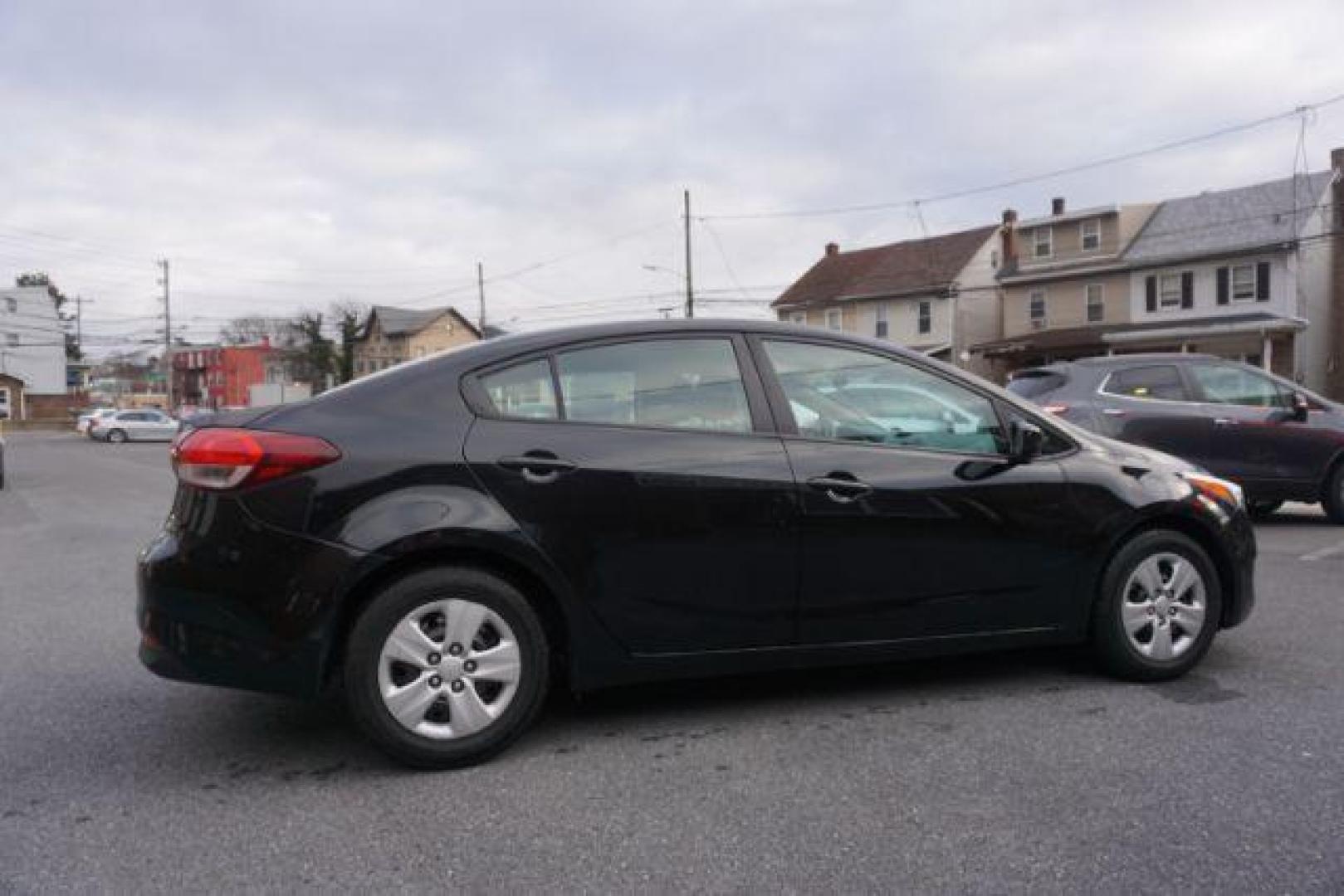 2017 Aurora Black /Black, cloth Kia Forte LX 6A (3KPFK4A75HE) with an 2.0L L4 DOHC 16V engine, 6-Speed Automatic transmission, located at 312 Centre Ave, Schuylkill Haven, PA, 17972, (570) 593-5278, 40.638130, -76.177383 - Photo#11