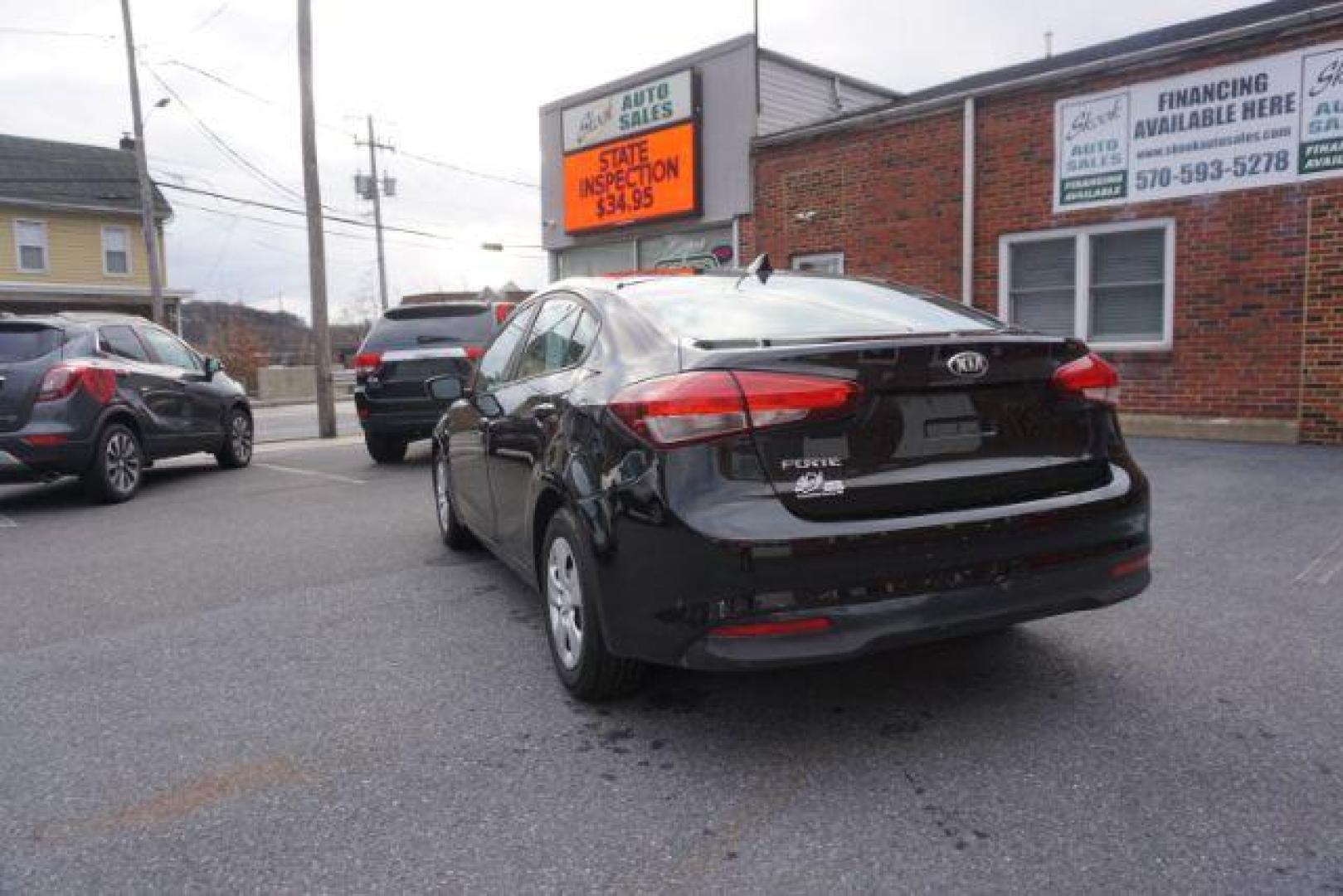 2017 Aurora Black /Black, cloth Kia Forte LX 6A (3KPFK4A75HE) with an 2.0L L4 DOHC 16V engine, 6-Speed Automatic transmission, located at 312 Centre Ave, Schuylkill Haven, PA, 17972, (570) 593-5278, 40.638130, -76.177383 - Photo#16