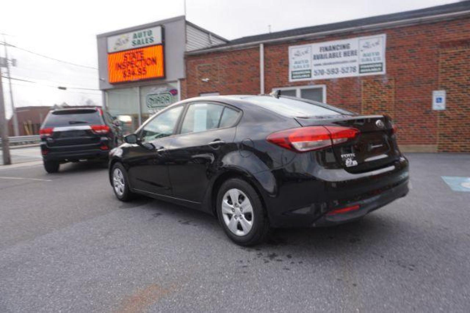 2017 Aurora Black /Black, cloth Kia Forte LX 6A (3KPFK4A75HE) with an 2.0L L4 DOHC 16V engine, 6-Speed Automatic transmission, located at 312 Centre Ave, Schuylkill Haven, PA, 17972, (570) 593-5278, 40.638130, -76.177383 - Photo#17