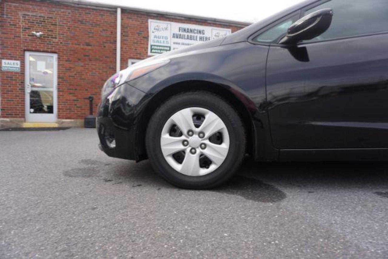 2017 Aurora Black /Black, cloth Kia Forte LX 6A (3KPFK4A75HE) with an 2.0L L4 DOHC 16V engine, 6-Speed Automatic transmission, located at 312 Centre Ave, Schuylkill Haven, PA, 17972, (570) 593-5278, 40.638130, -76.177383 - Photo#20