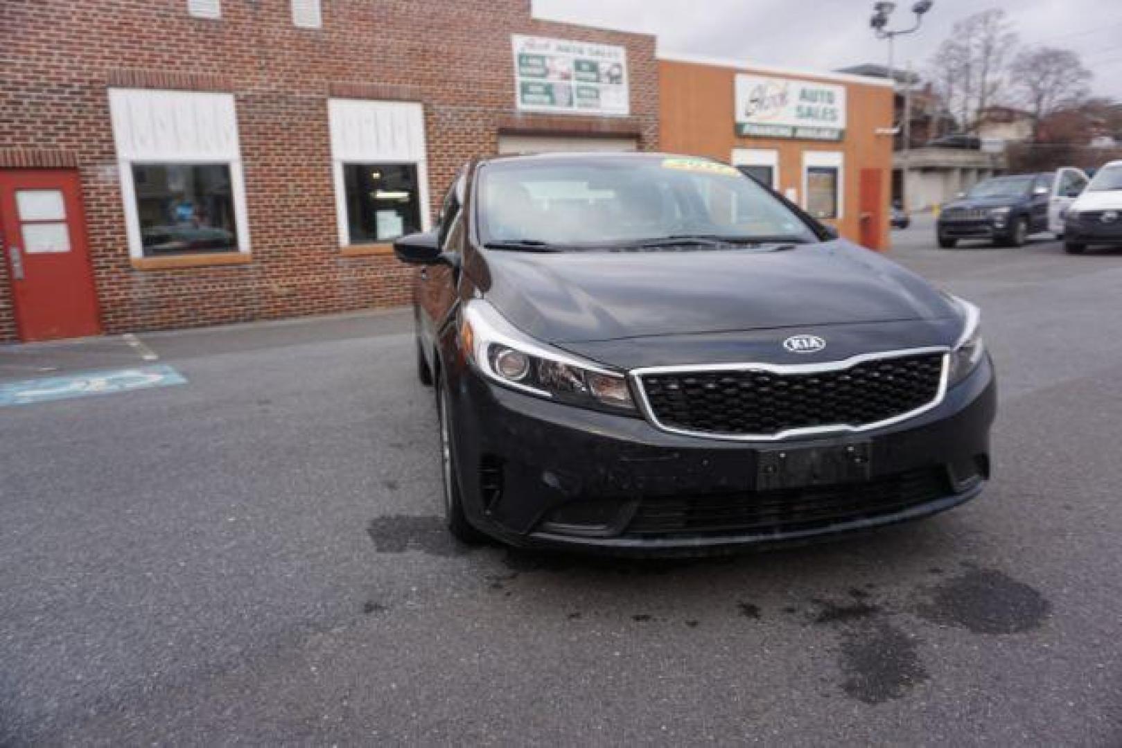 2017 Aurora Black /Black, cloth Kia Forte LX 6A (3KPFK4A75HE) with an 2.0L L4 DOHC 16V engine, 6-Speed Automatic transmission, located at 312 Centre Ave, Schuylkill Haven, PA, 17972, (570) 593-5278, 40.638130, -76.177383 - Photo#6