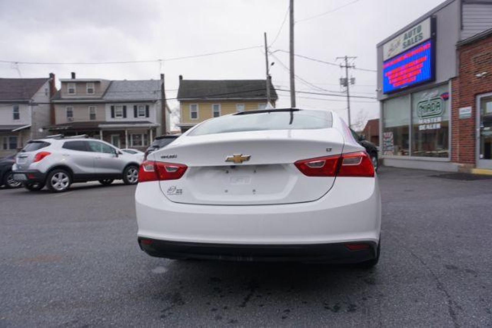 2017 Summit White /Jet Black, premium cloth Chevrolet Malibu 1LT (1G1ZE5ST3HF) with an 1.5L L4 DOHC 16V engine, 6-Speed Automatic transmission, located at 312 Centre Ave, Schuylkill Haven, PA, 17972, (570) 593-5278, 40.638130, -76.177383 - Photo#12