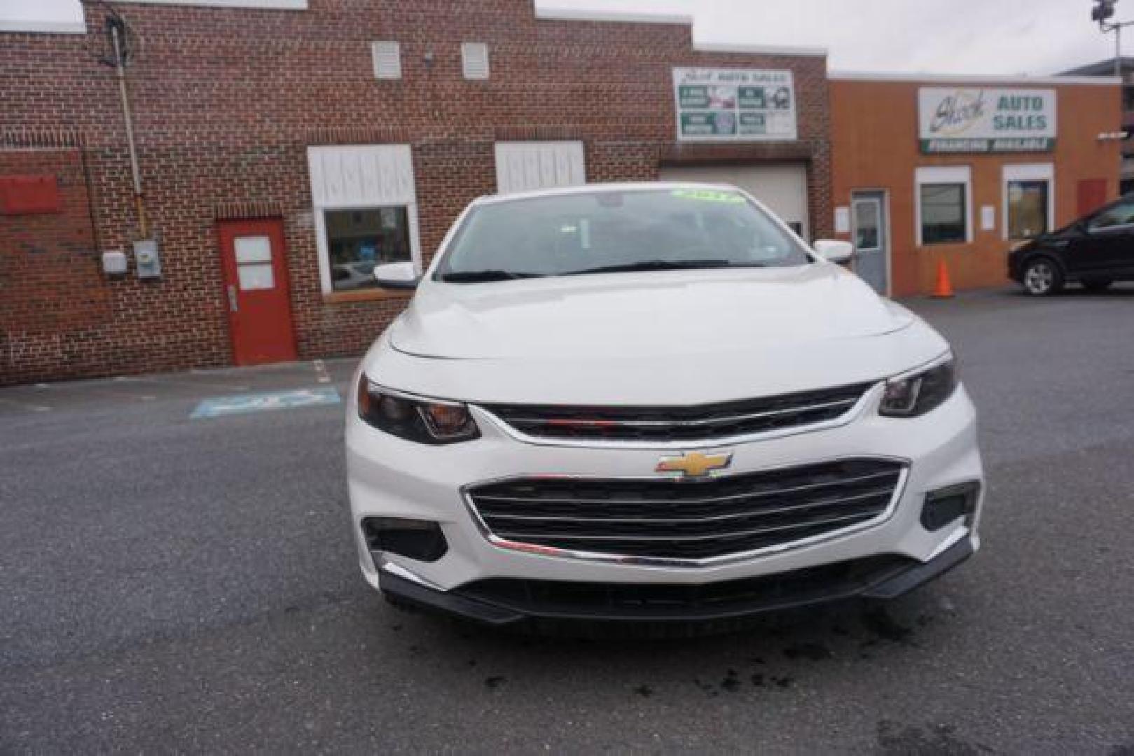 2017 Summit White /Jet Black, premium cloth Chevrolet Malibu 1LT (1G1ZE5ST3HF) with an 1.5L L4 DOHC 16V engine, 6-Speed Automatic transmission, located at 312 Centre Ave, Schuylkill Haven, PA, 17972, (570) 593-5278, 40.638130, -76.177383 - Photo#5