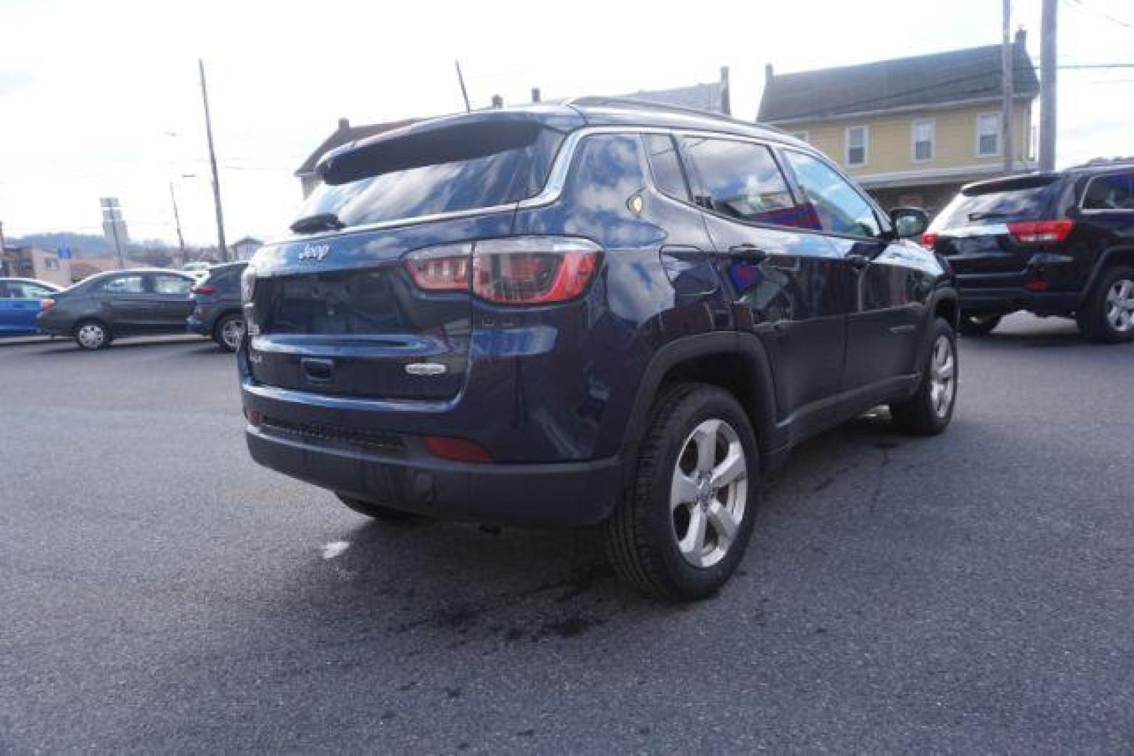 2018 Jazz Blue Pearl Coat/Black Clear Coat /leather Jeep Compass Latitude 4WD (3C4NJDBB3JT) with an 2.4L L4 DOHC 16V engine, located at 312 Centre Ave, Schuylkill Haven, PA, 17972, (570) 593-5278, 40.638130, -76.177383 - luggage rack - Photo#12