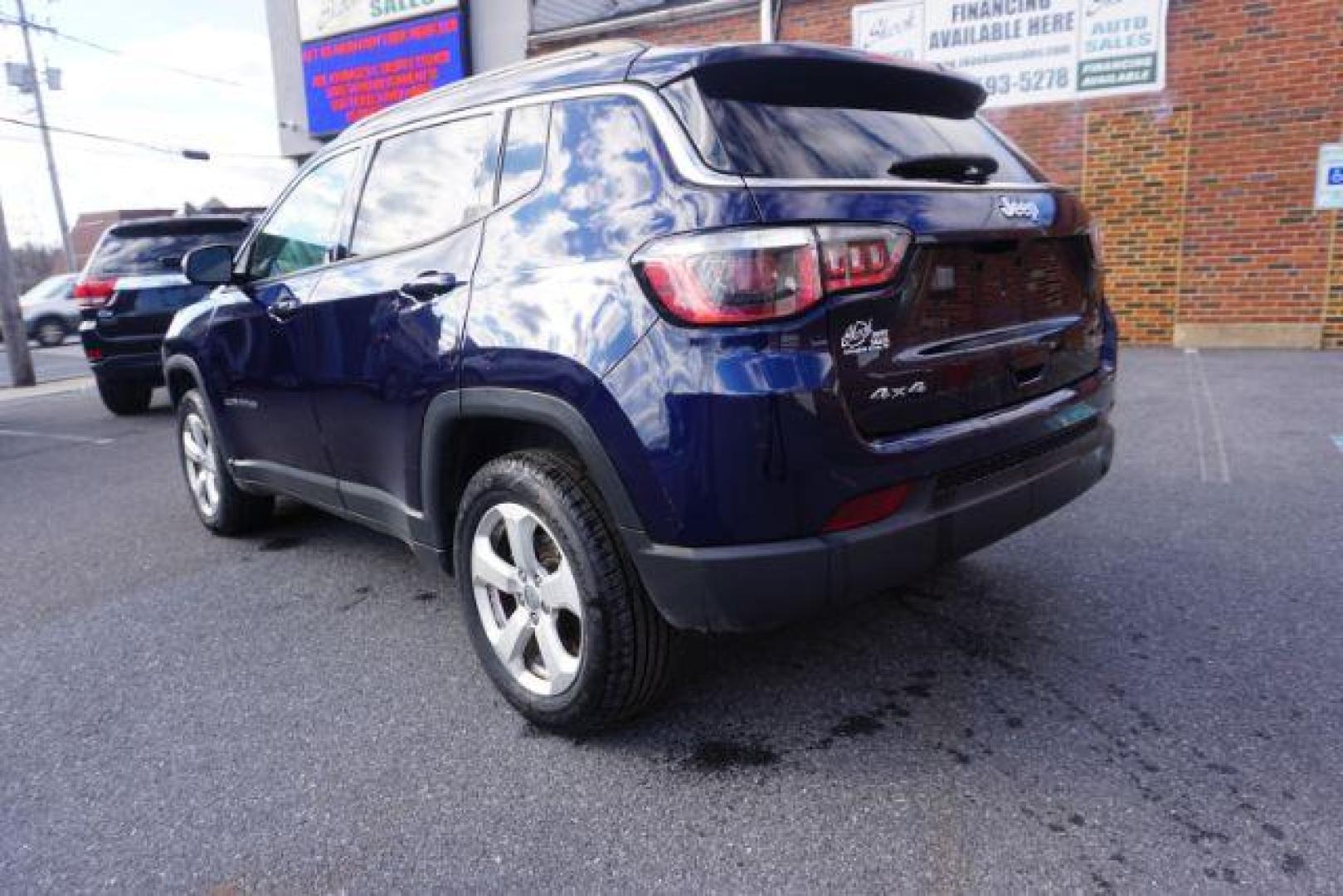 2018 Jazz Blue Pearl Coat/Black Clear Coat /leather Jeep Compass Latitude 4WD (3C4NJDBB3JT) with an 2.4L L4 DOHC 16V engine, located at 312 Centre Ave, Schuylkill Haven, PA, 17972, (570) 593-5278, 40.638130, -76.177383 - luggage rack - Photo#16