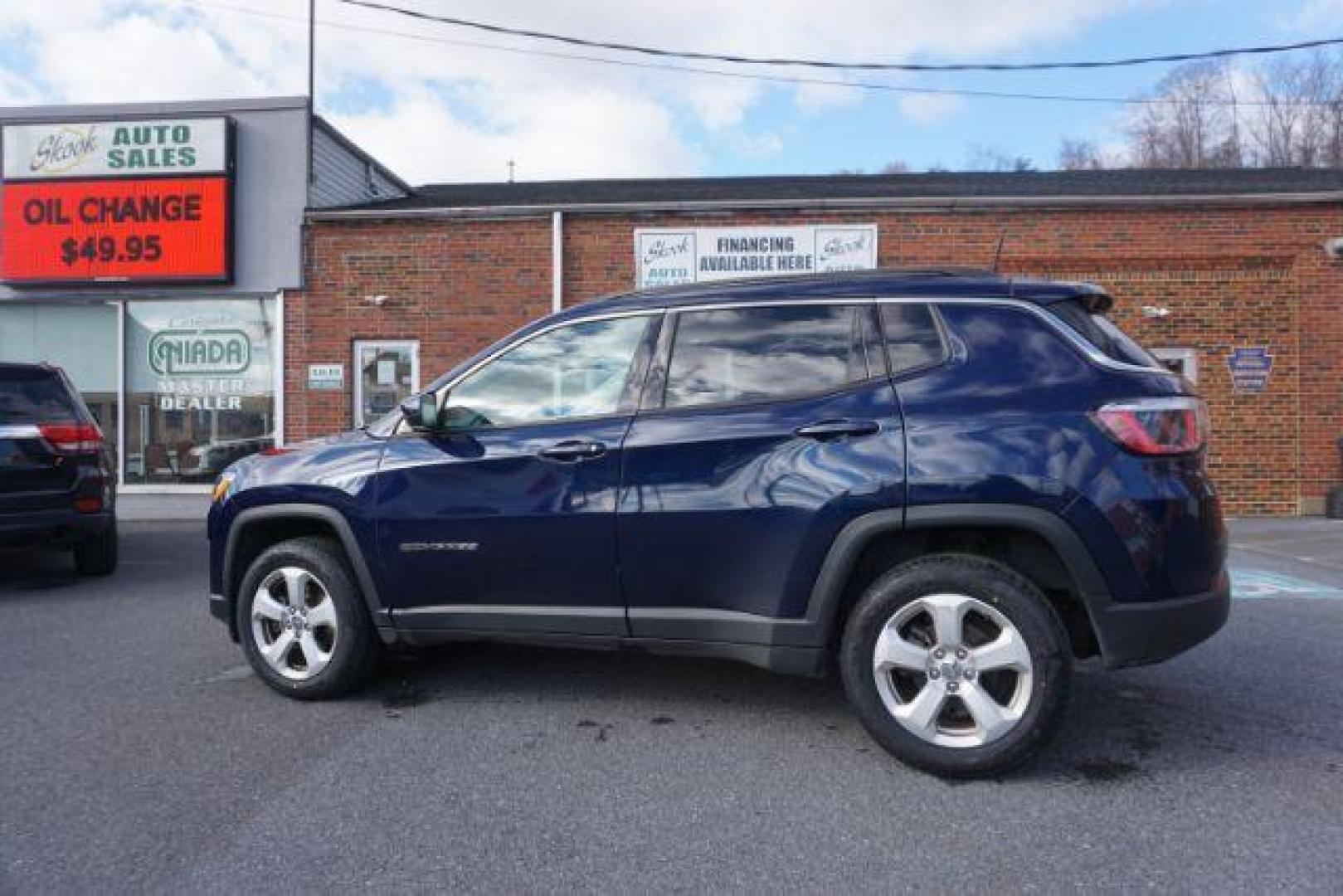 2018 Jazz Blue Pearl Coat/Black Clear Coat /leather Jeep Compass Latitude 4WD (3C4NJDBB3JT) with an 2.4L L4 DOHC 16V engine, located at 312 Centre Ave, Schuylkill Haven, PA, 17972, (570) 593-5278, 40.638130, -76.177383 - luggage rack - Photo#19