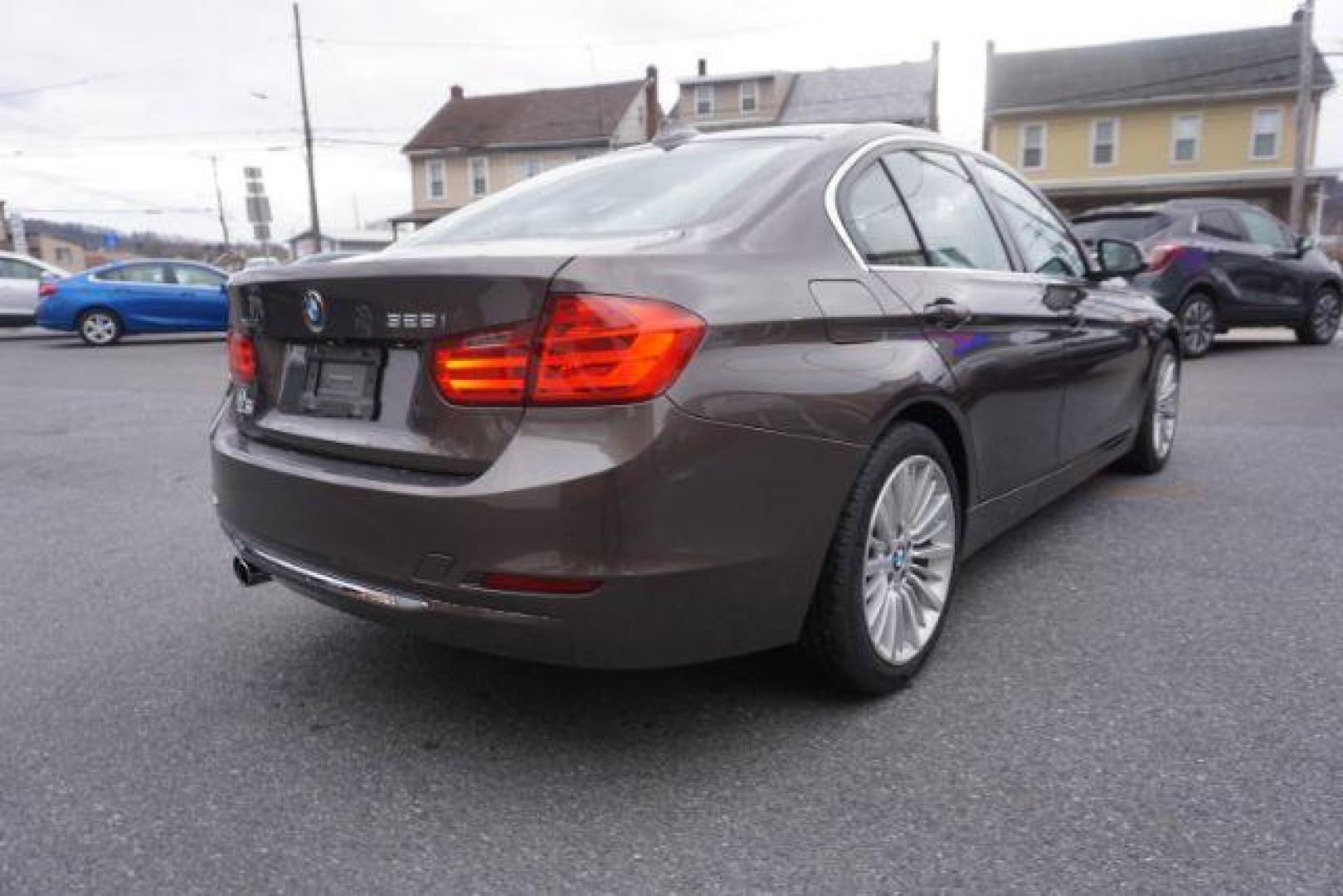 2015 gray /biege bmw 328 3 series xdrive 328i xdrive (WBA3B5G58FN) with an 2.0 engine, automatic transmission, located at 312 Centre Ave, Schuylkill Haven, PA, 17972, (570) 593-5278, 40.638130, -76.177383 - Photo#12