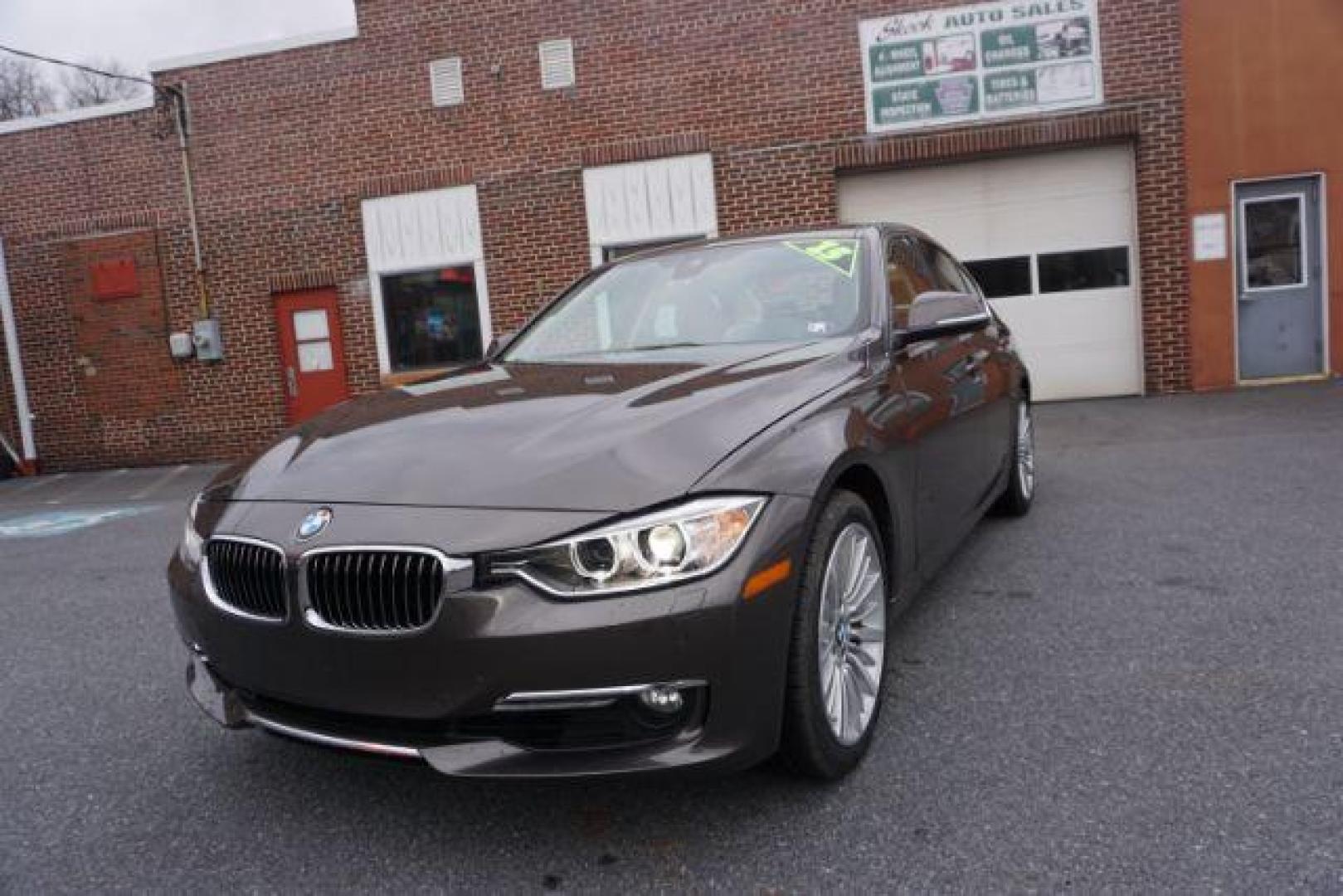 2015 gray /biege bmw 328 3 series xdrive 328i xdrive (WBA3B5G58FN) with an 2.0 engine, automatic transmission, located at 312 Centre Ave, Schuylkill Haven, PA, 17972, (570) 593-5278, 40.638130, -76.177383 - Photo#3