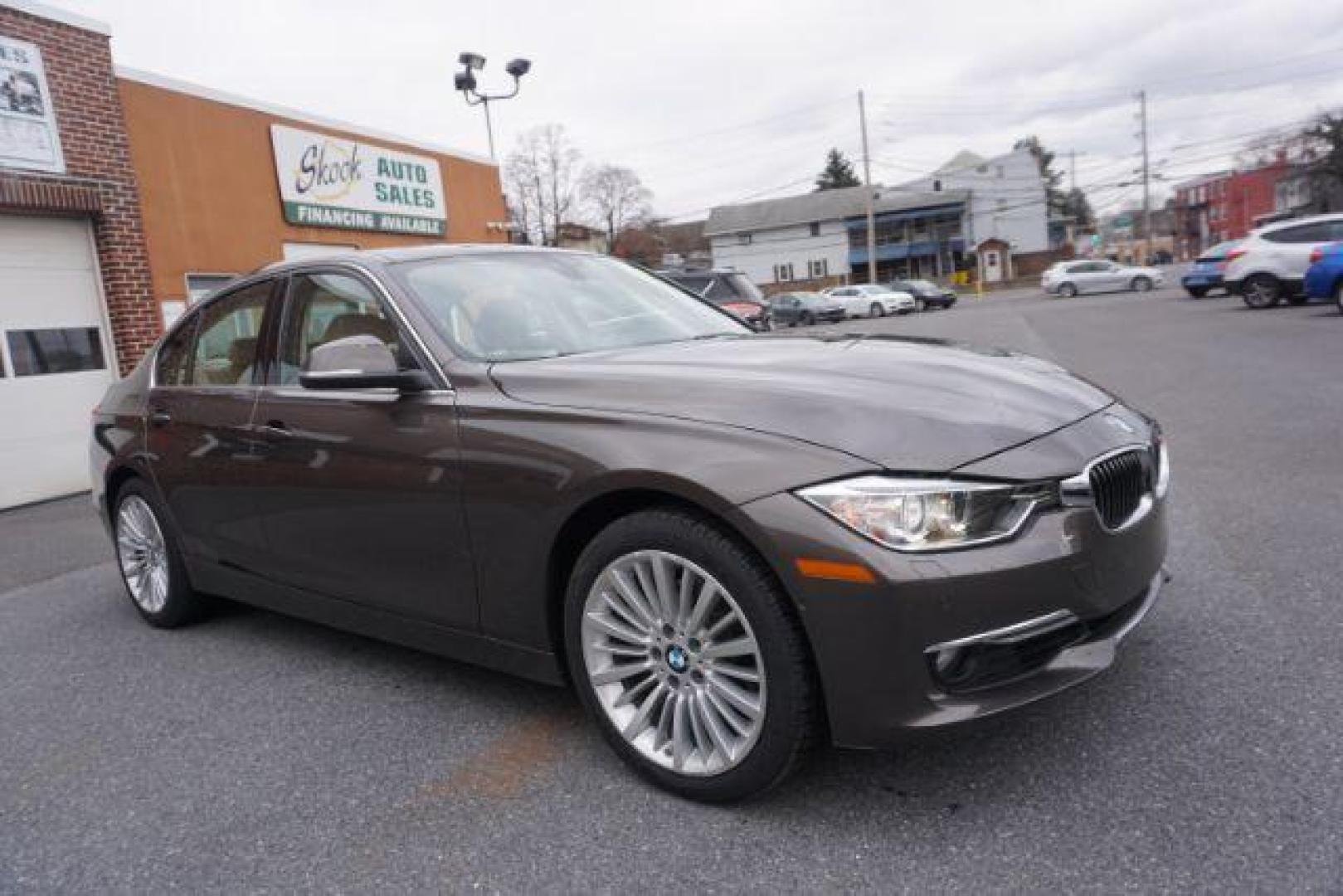 2015 gray /biege bmw 328 3 series xdrive 328i xdrive (WBA3B5G58FN) with an 2.0 engine, automatic transmission, located at 312 Centre Ave, Schuylkill Haven, PA, 17972, (570) 593-5278, 40.638130, -76.177383 - Photo#8