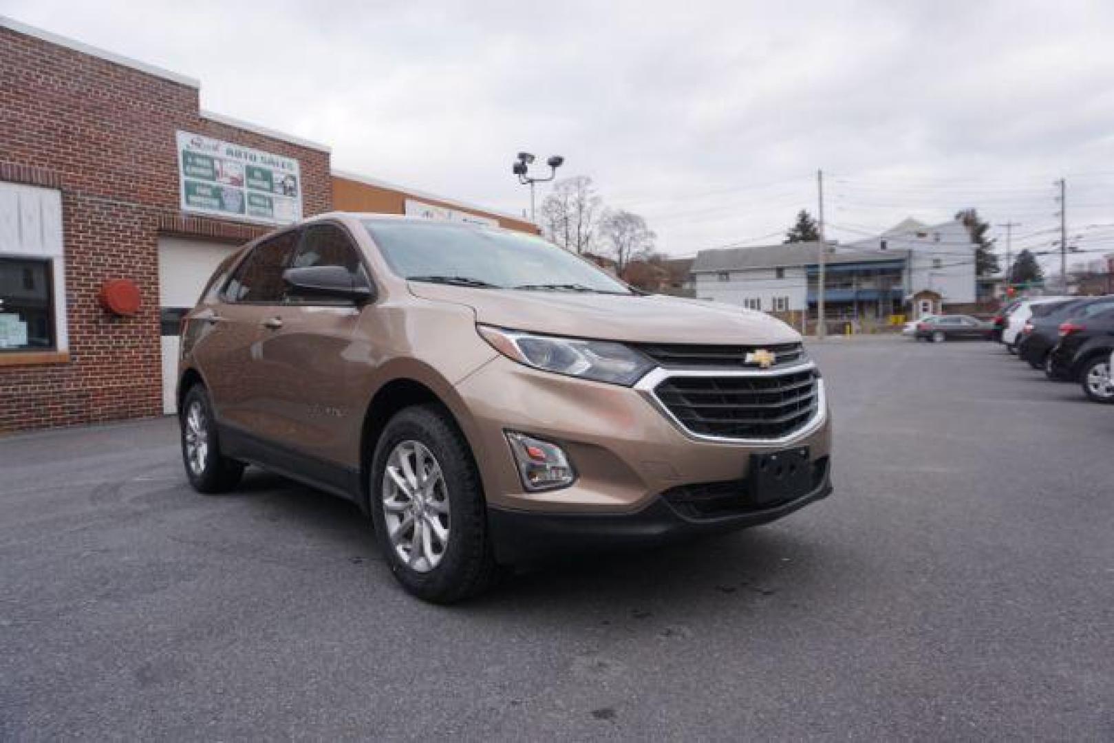 2019 Sandy Ridge Metallic /Medium Ash Gray, premium cloth Chevrolet Equinox LS 1.5 AWD (2GNAXSEV8K6) with an 1.5L L4 DIR DOHC 16V TURBO engine, 6-Speed Automatic transmission, located at 312 Centre Ave, Schuylkill Haven, PA, 17972, (570) 593-5278, 40.638130, -76.177383 - Photo#5